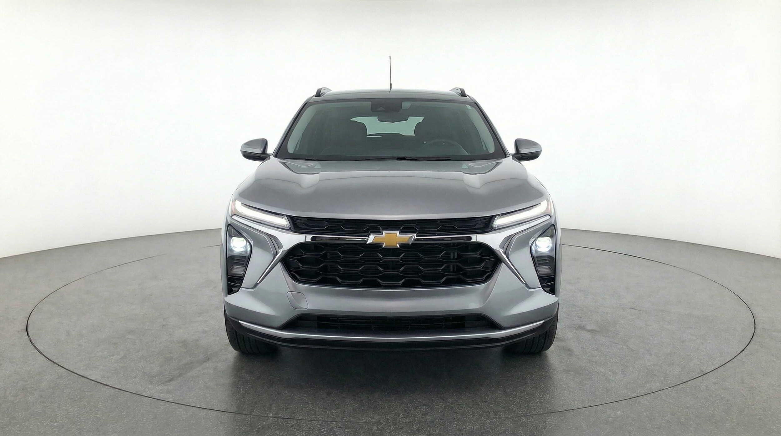 Thumbnail: 2025 Chevrolet Trax - 2