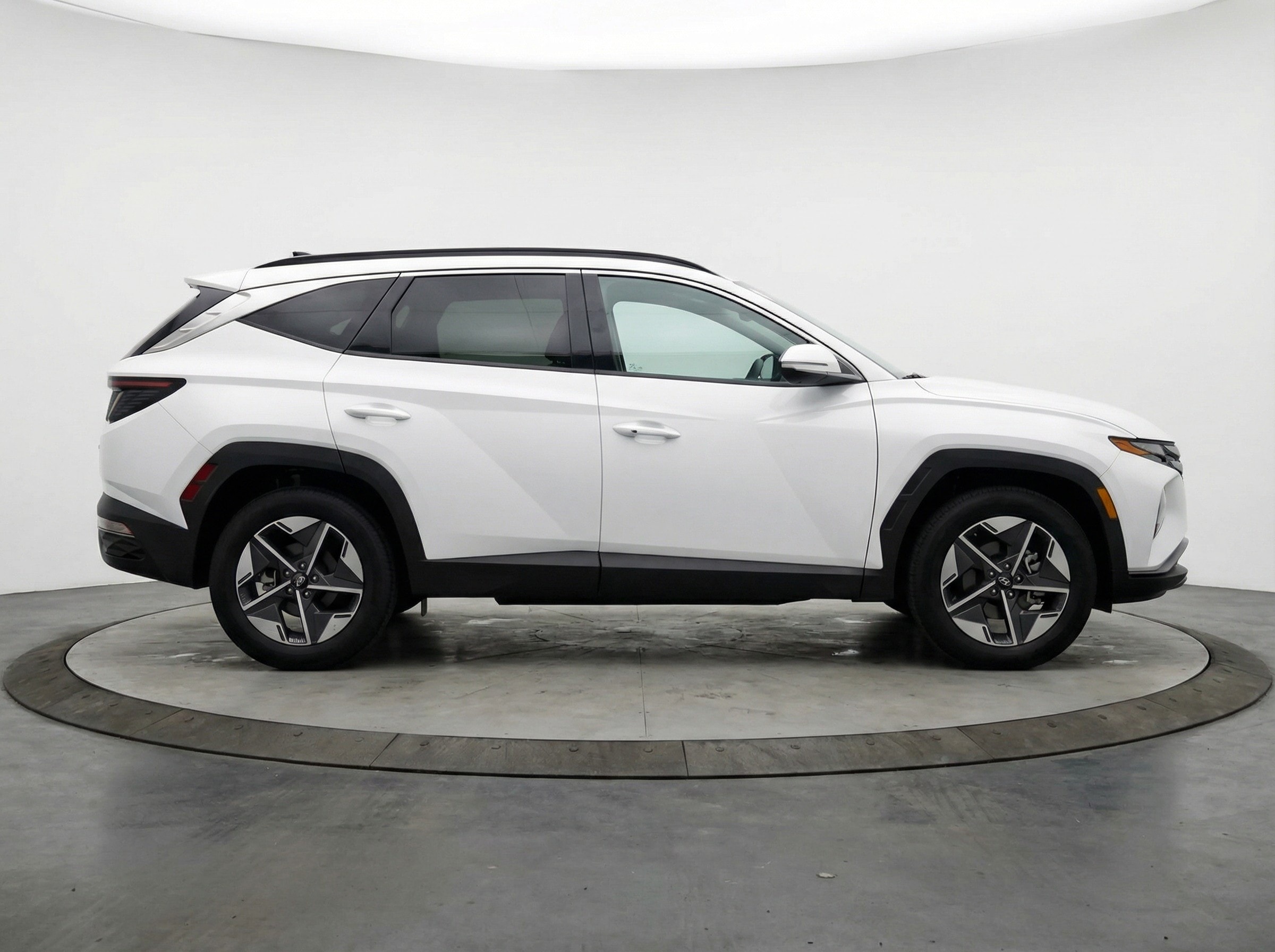 Thumbnail: 2025 Hyundai Tucson - 8