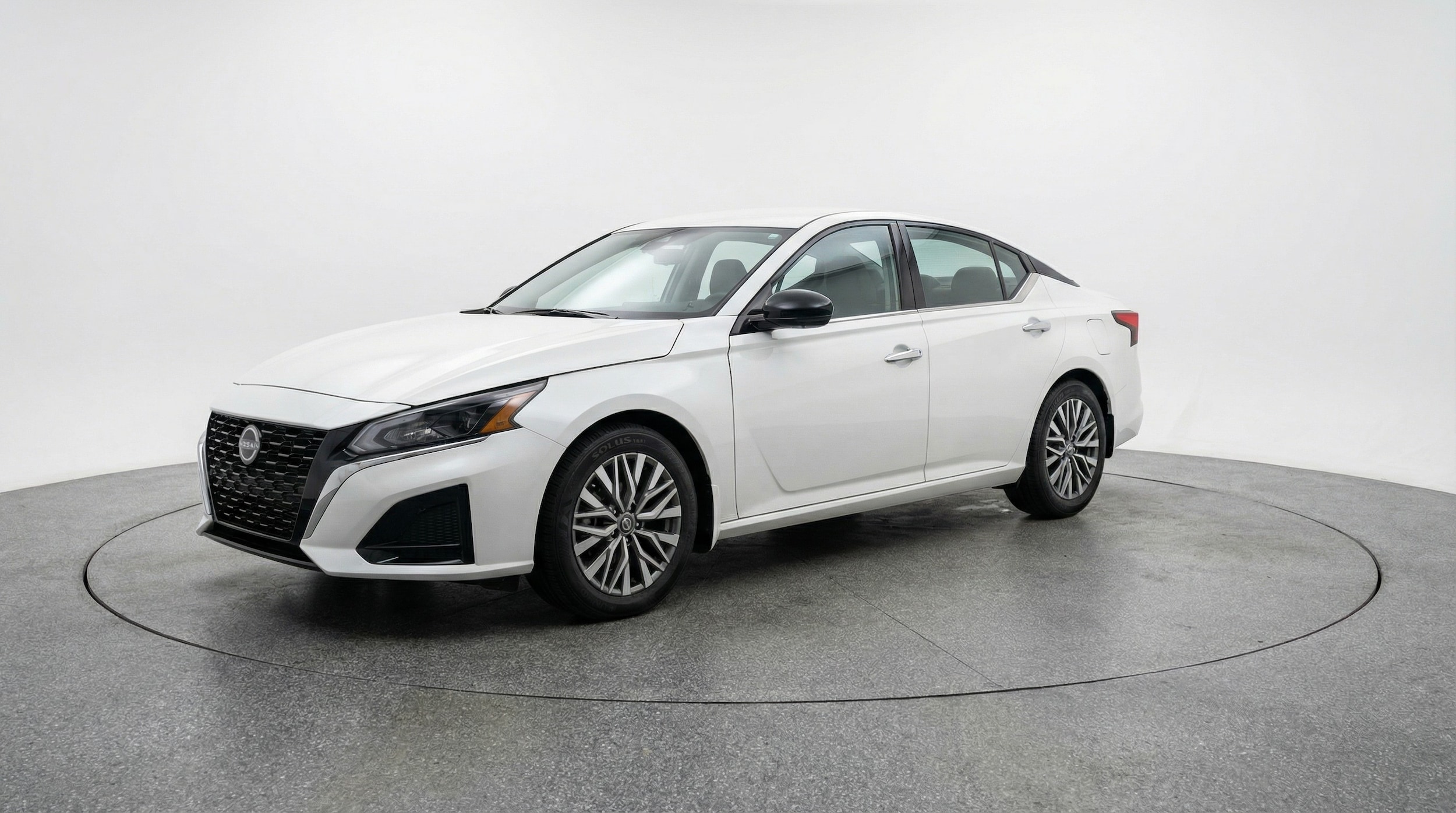 Thumbnail: 2025 Nissan Altima - 3