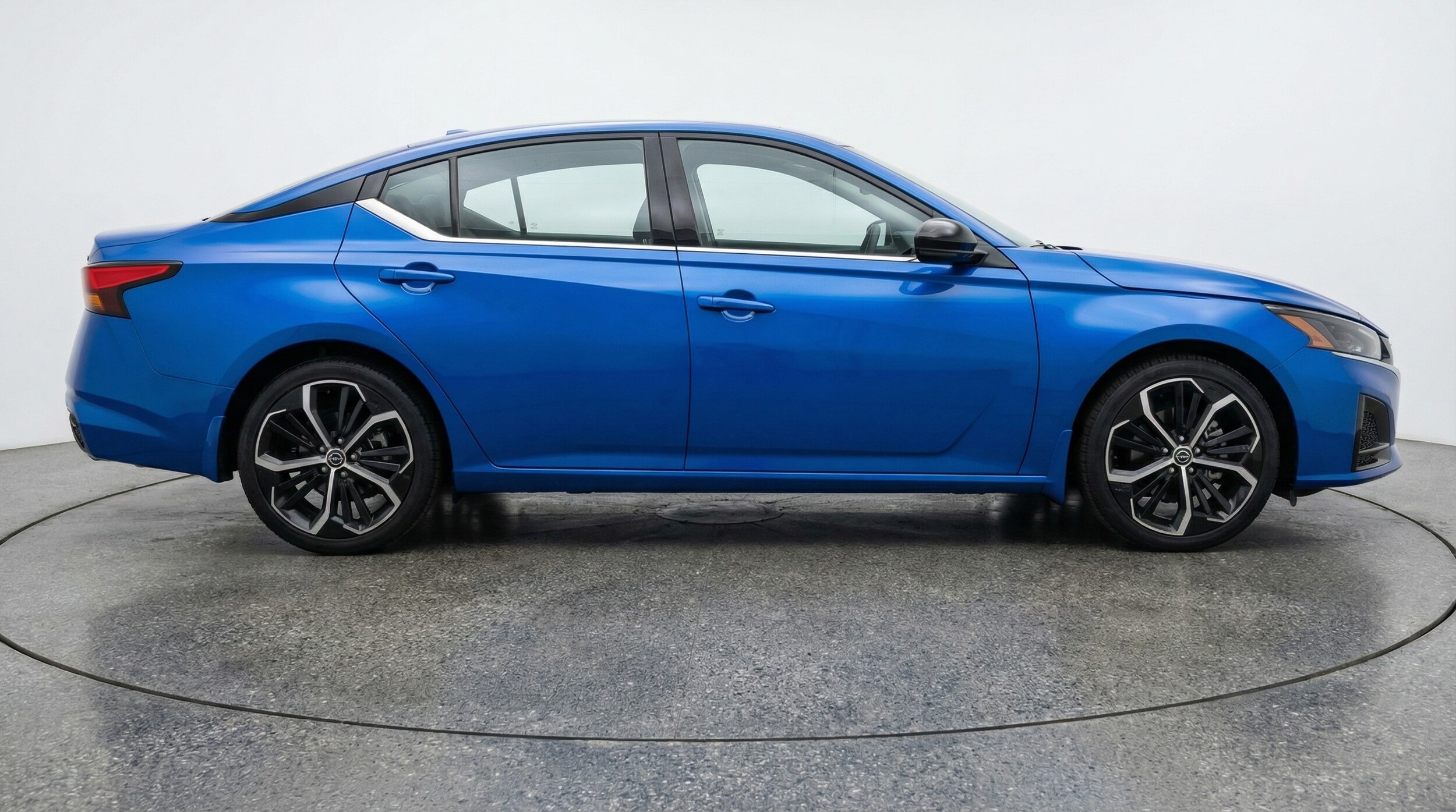 Thumbnail: 2025 Nissan Altima - 8