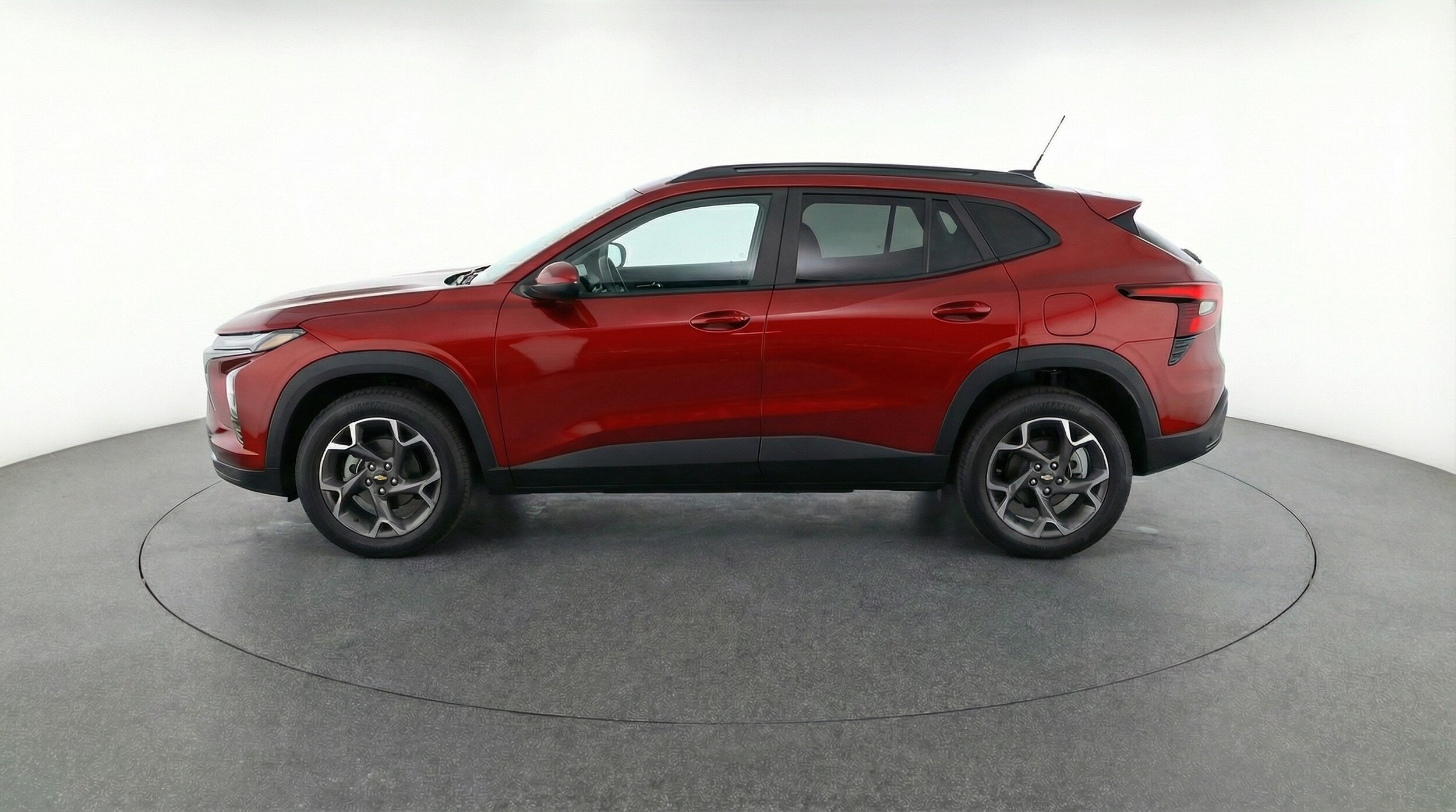 Thumbnail: 2025 Chevrolet Trax - 4