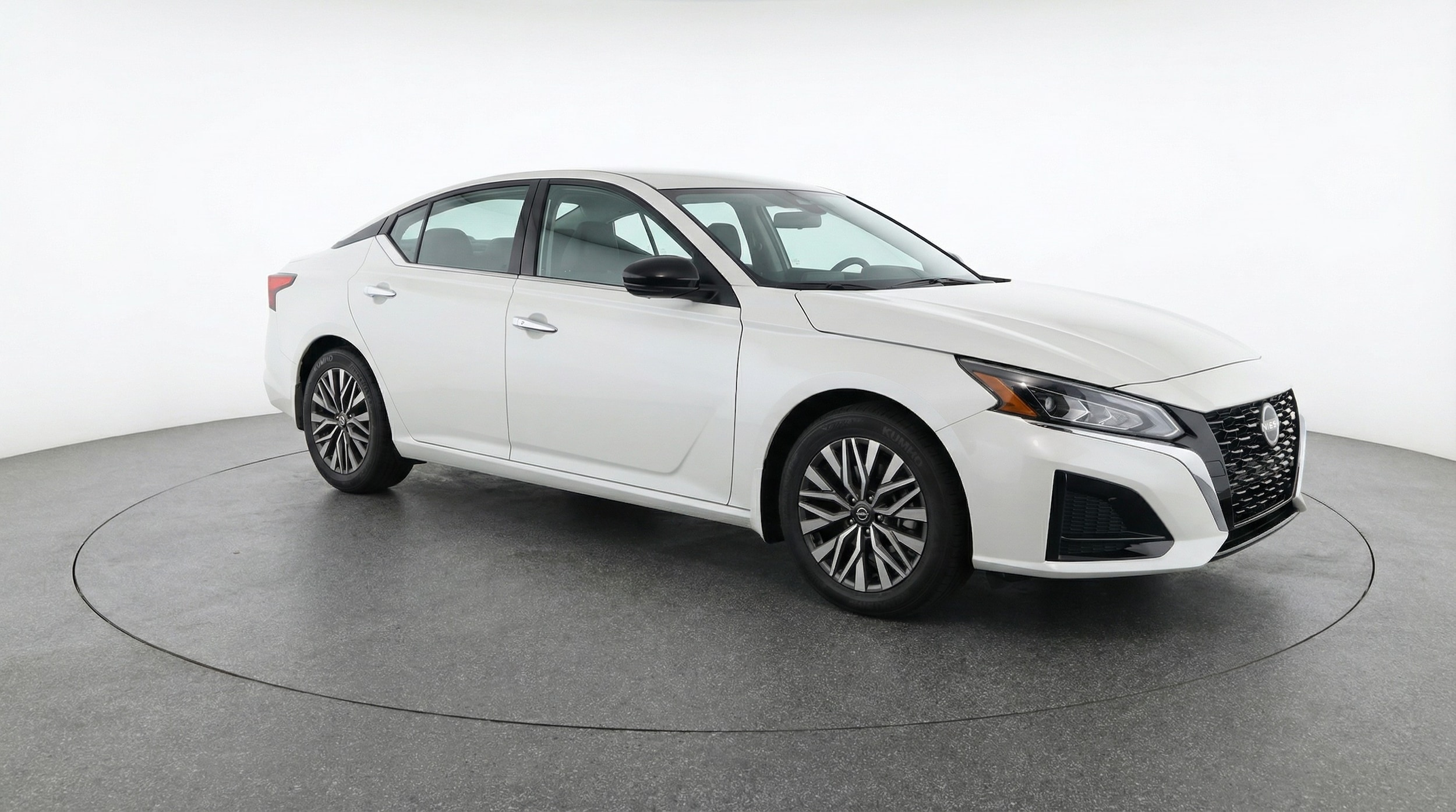 Thumbnail: 2025 Nissan Altima - 1