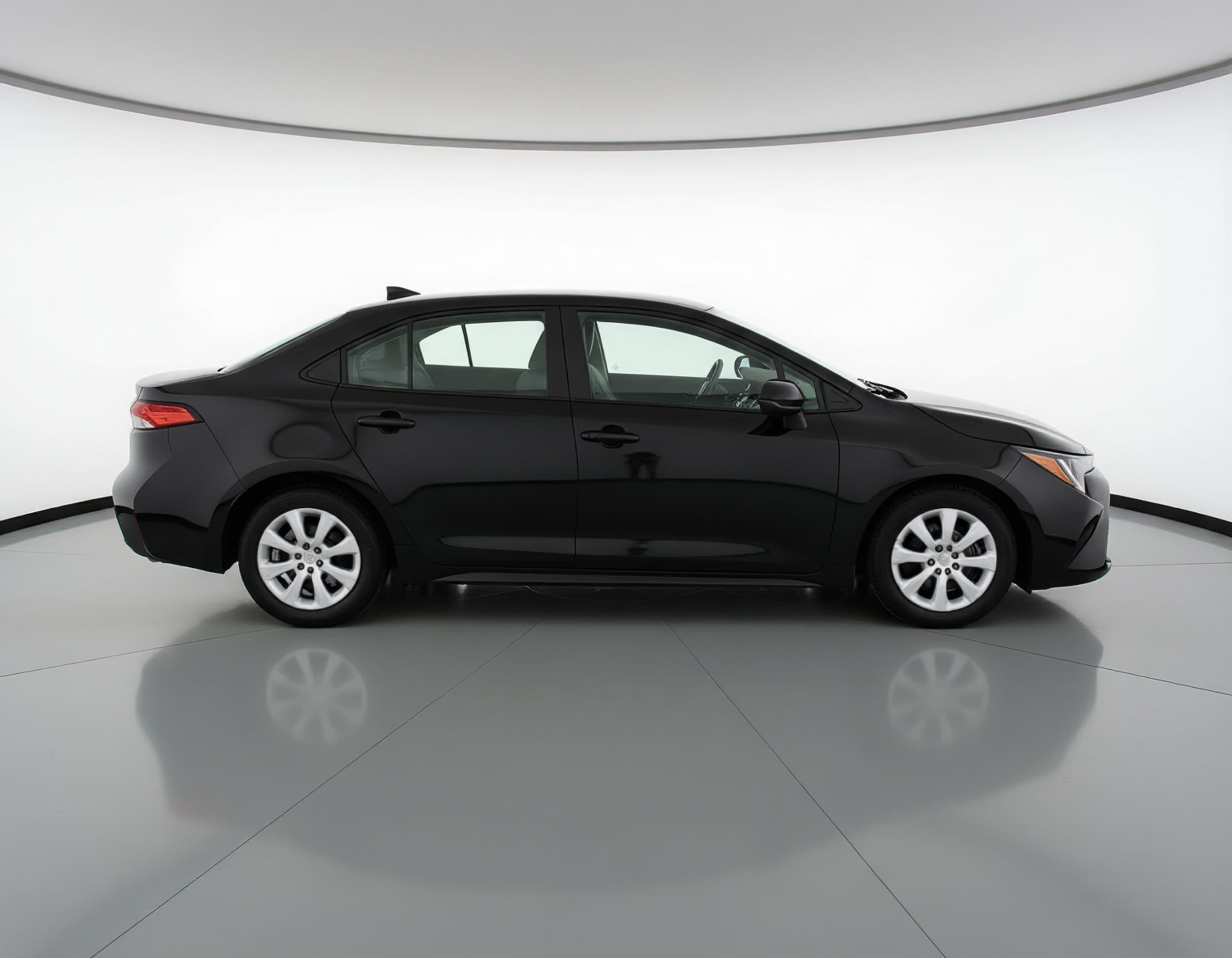 Thumbnail: 2025 Toyota Corolla - 8