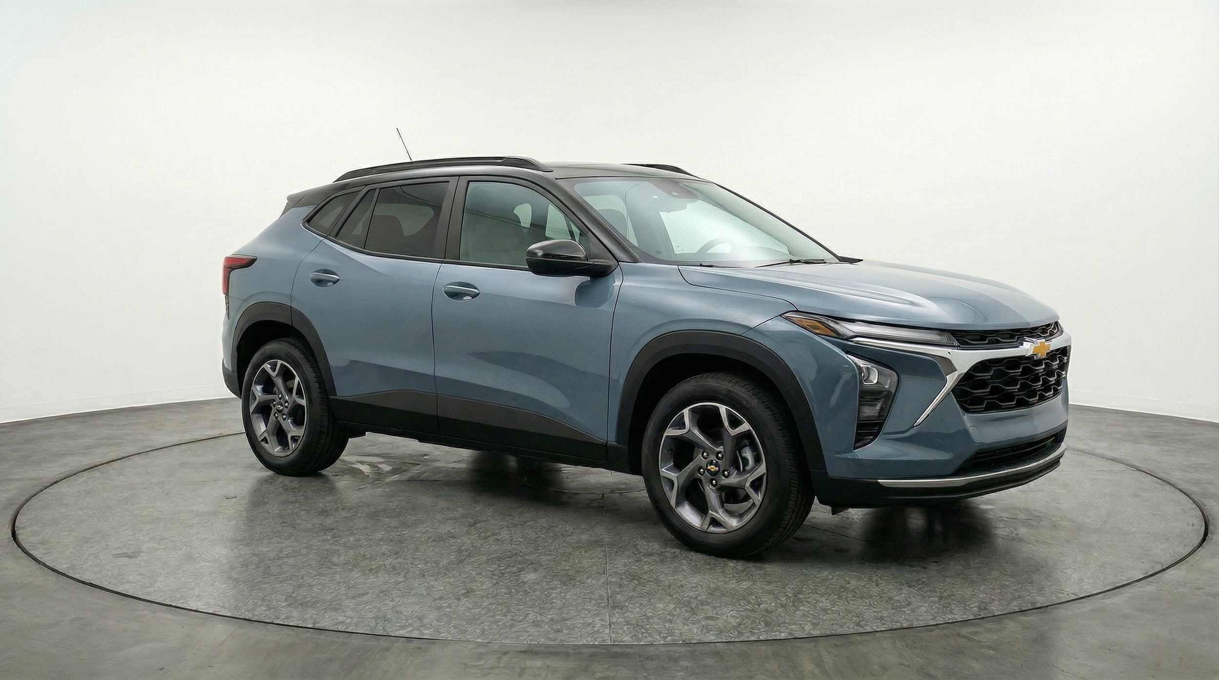 Thumbnail: 2025 Chevrolet Trax - 1