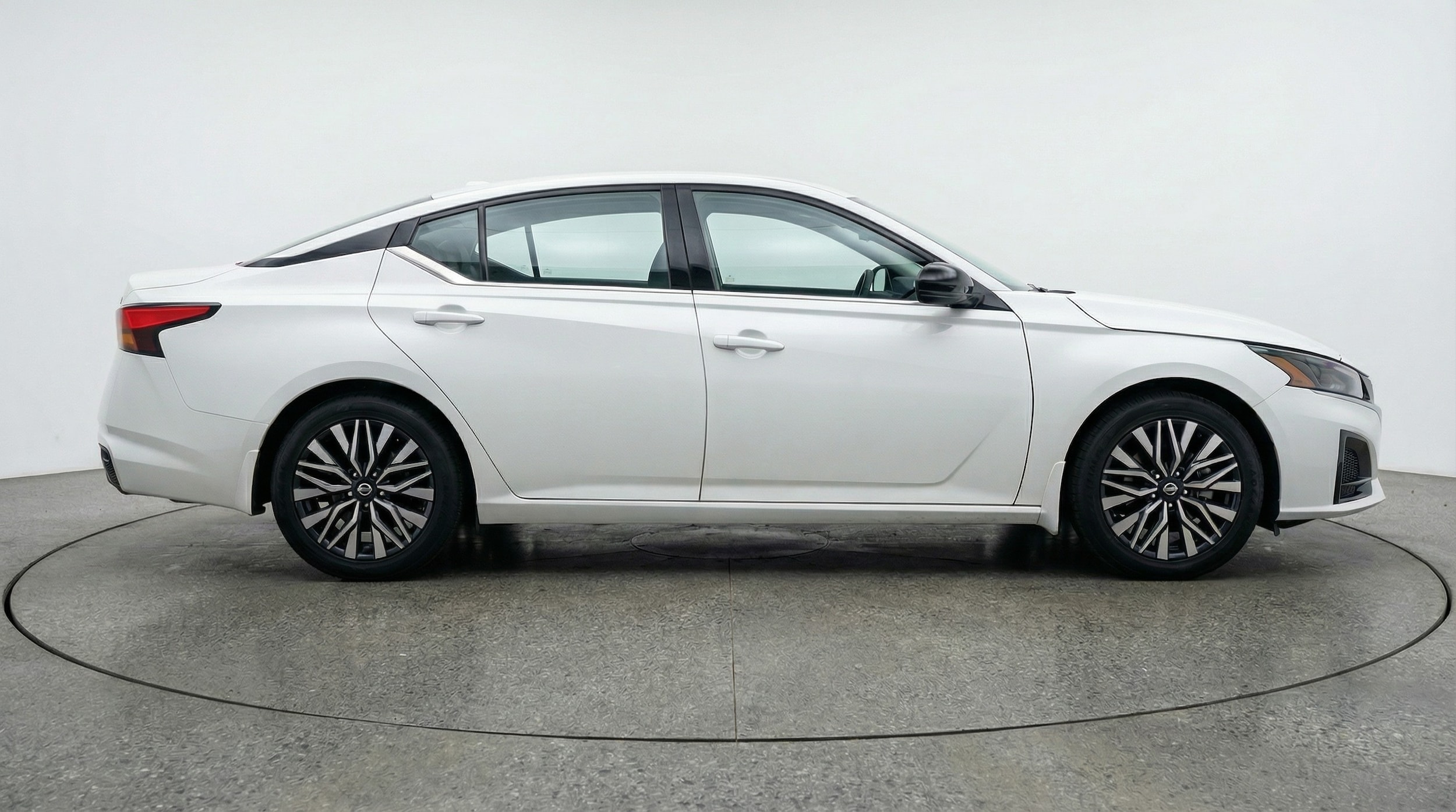 Thumbnail: 2025 Nissan Altima - 8