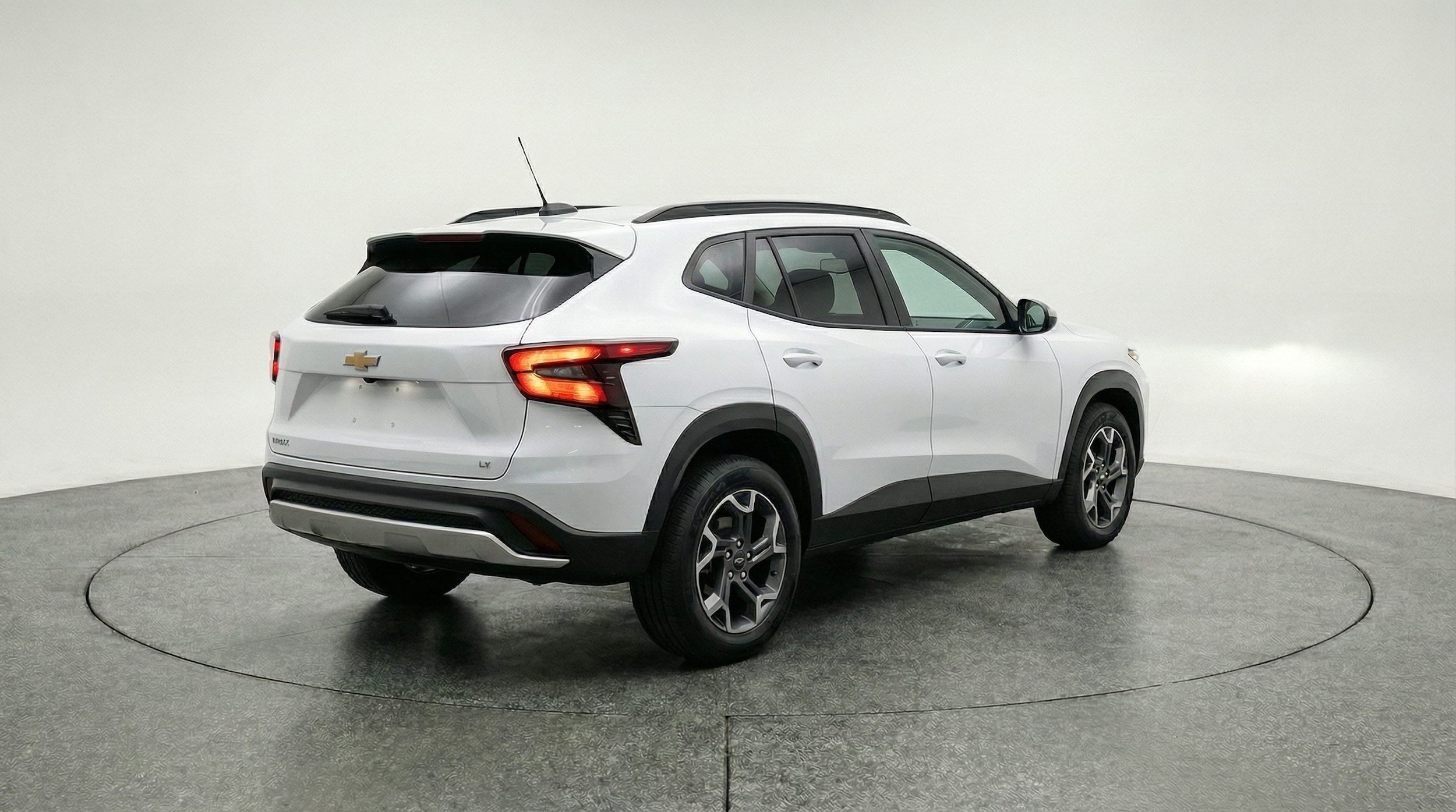 Thumbnail: 2025 Chevrolet Trax - 7