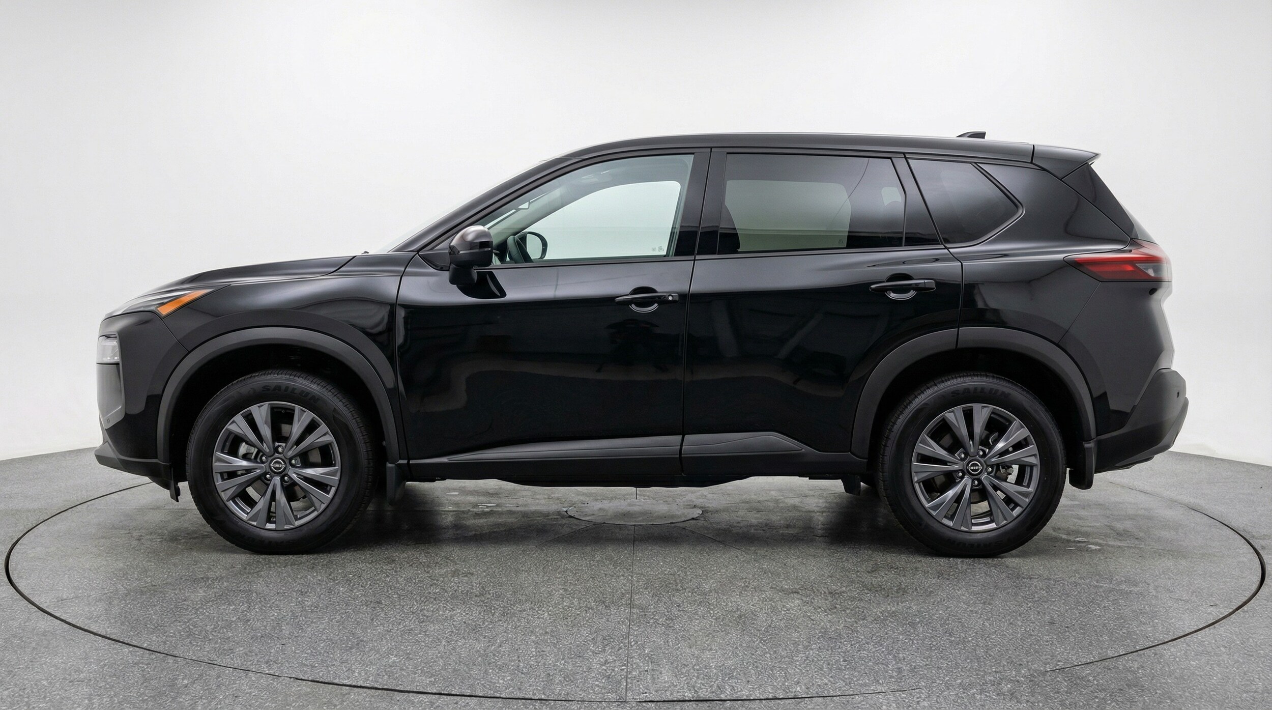 Thumbnail: 2025 Nissan Rogue - 4