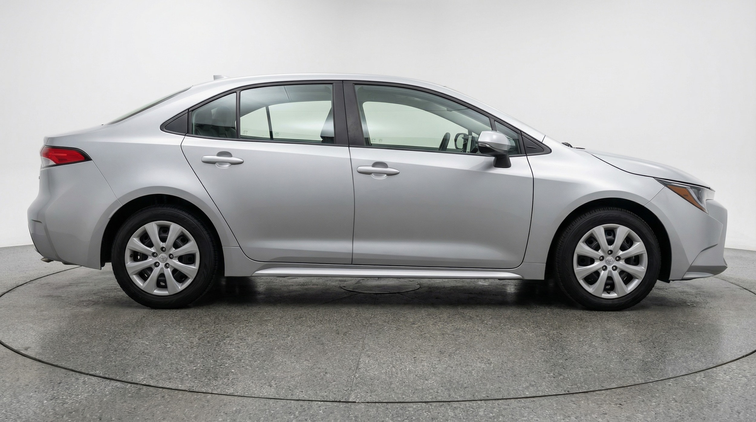 Thumbnail: 2025 Toyota Corolla - 8