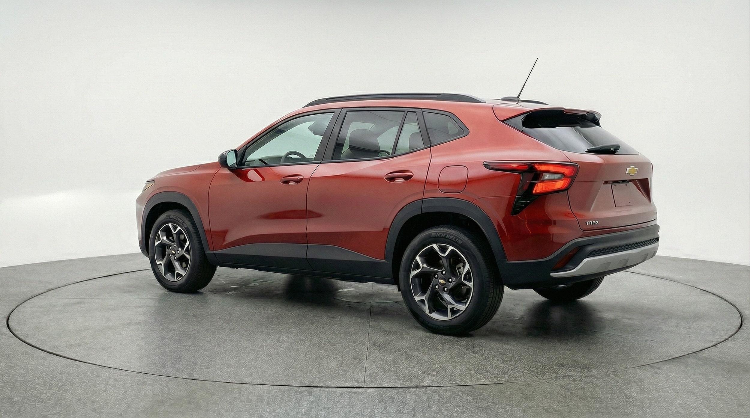 Thumbnail: 2025 Chevrolet Trax - 5