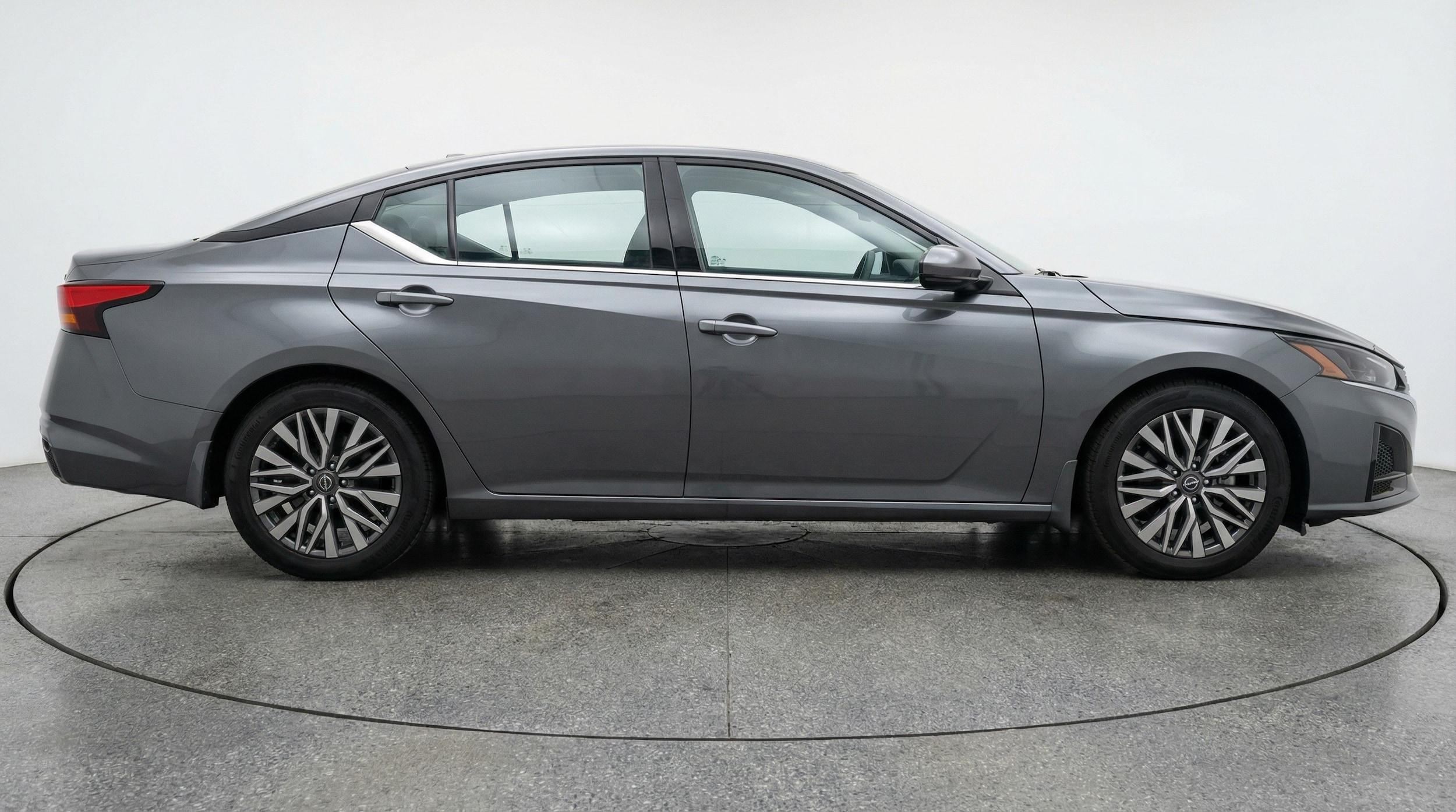 Thumbnail: 2025 Nissan Altima - 8