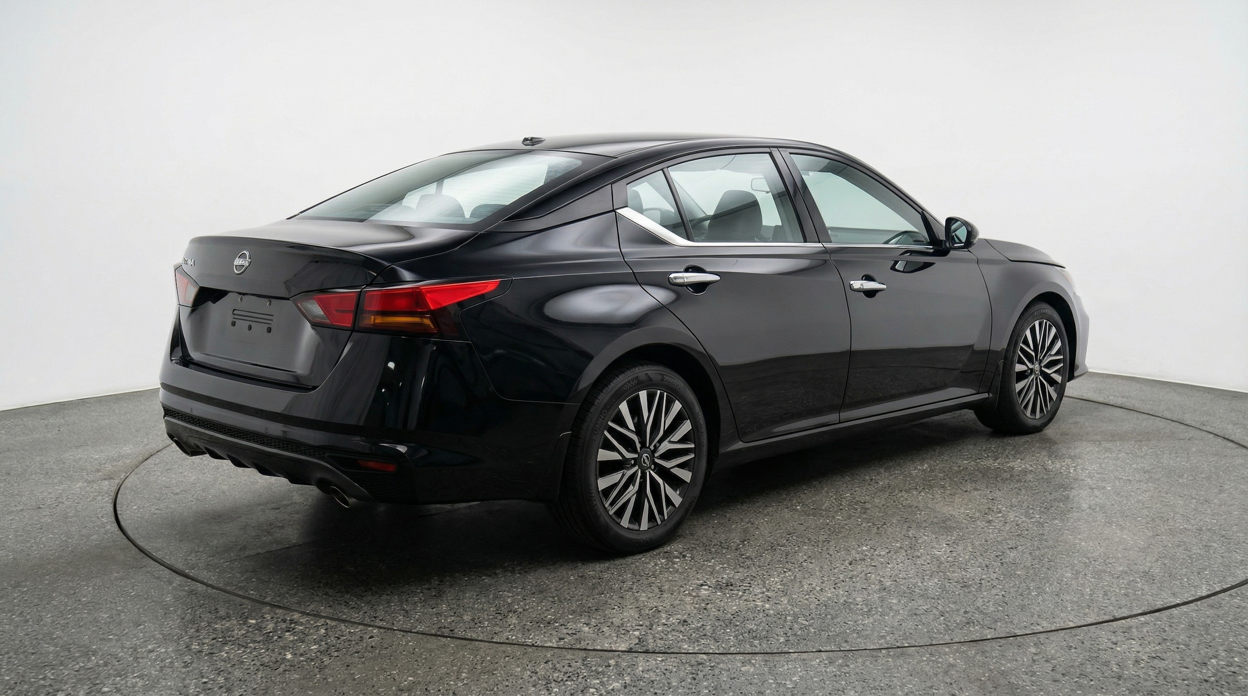 Thumbnail: 2025 Nissan Altima - 7