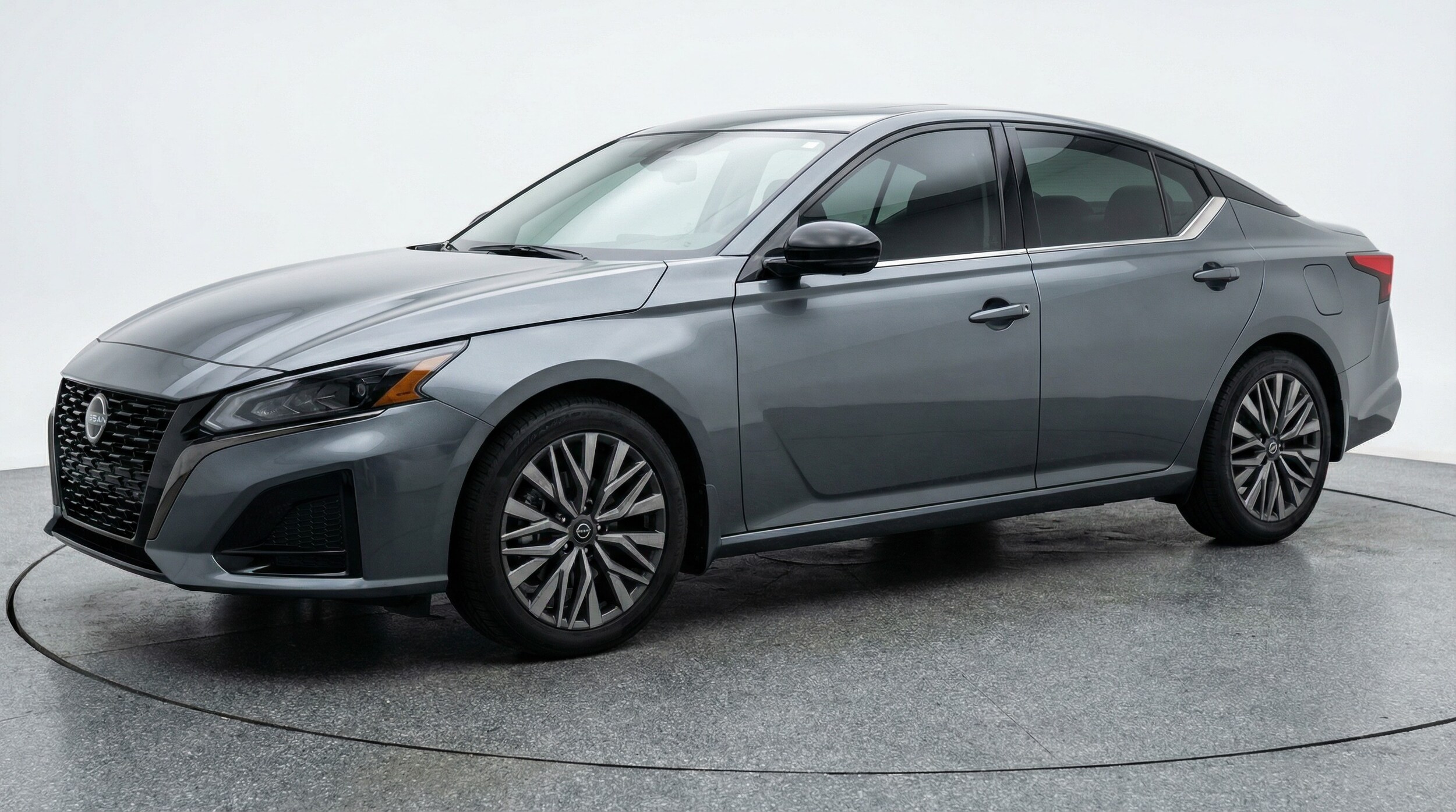 Thumbnail: 2025 Nissan Altima - 3