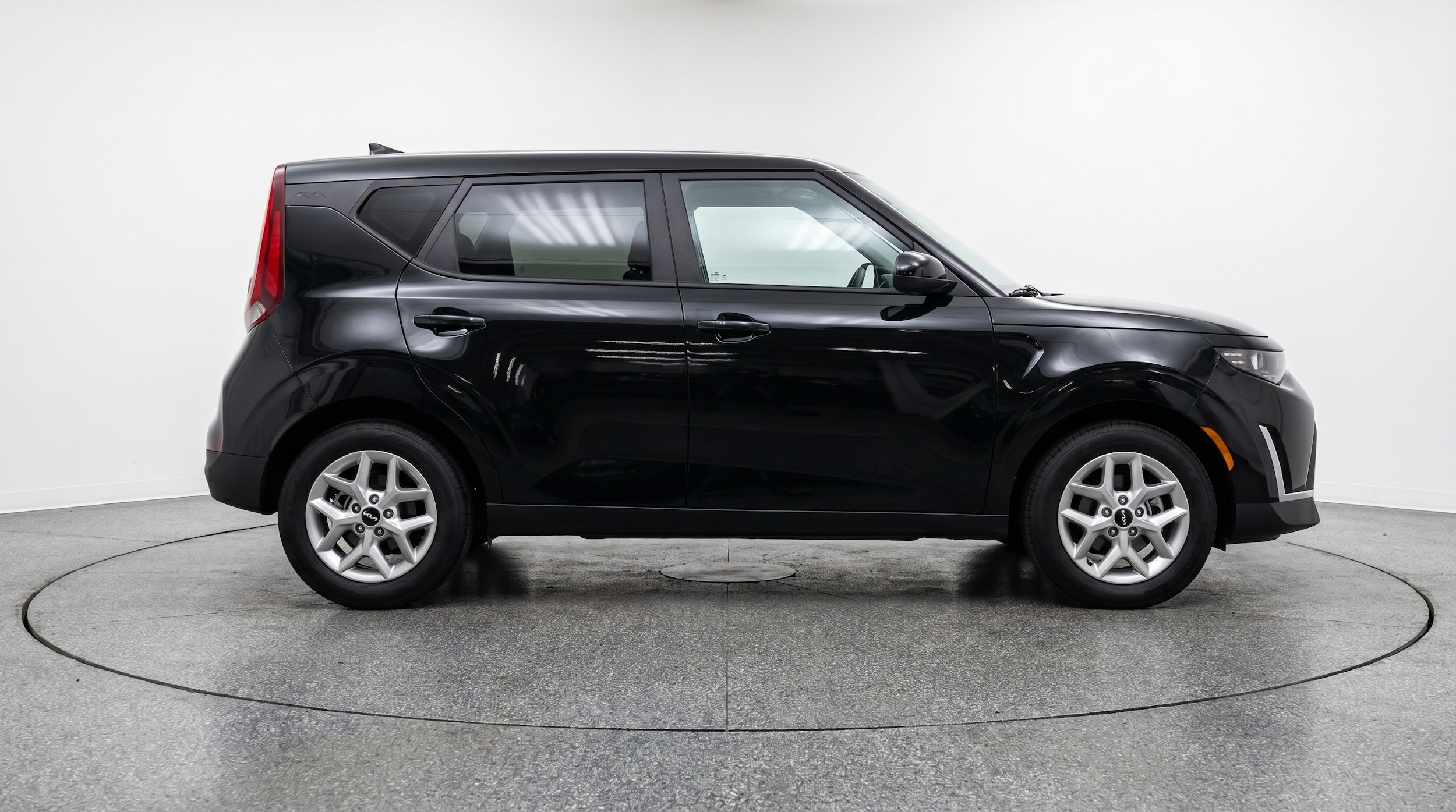 Thumbnail: 2025 Kia Soul - 8