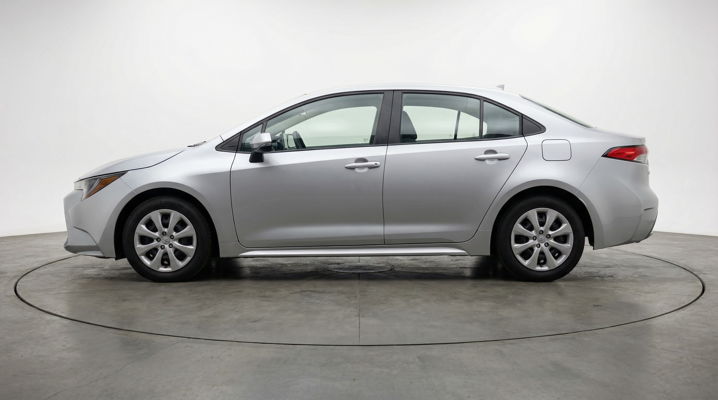 Thumbnail: 2025 Toyota Corolla - 4