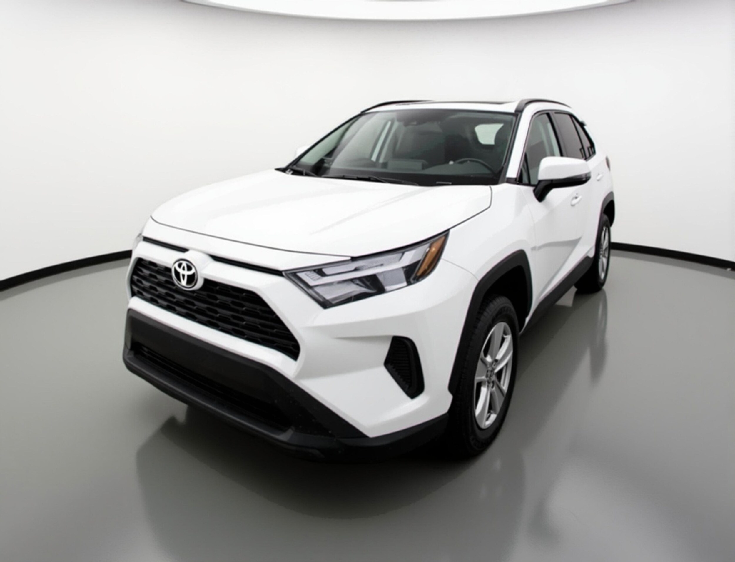 Thumbnail: 2025 Toyota RAV4 - 3