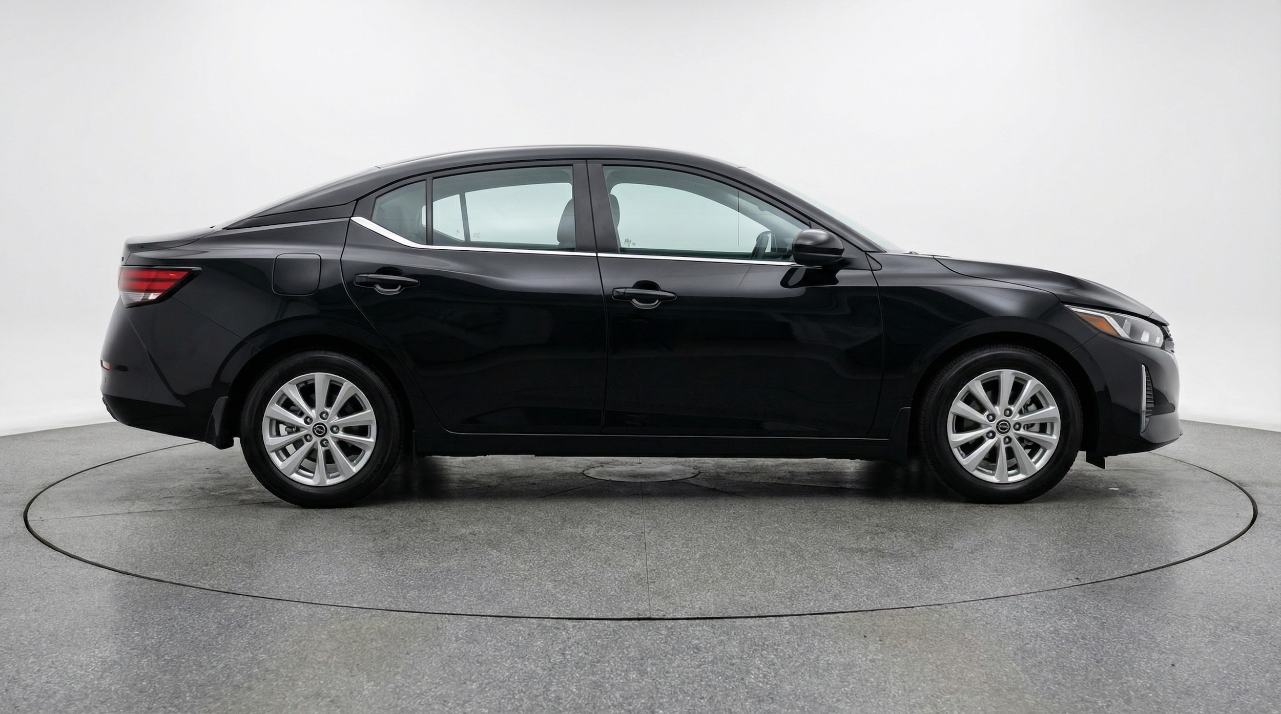 Thumbnail: 2025 Nissan Sentra - 8