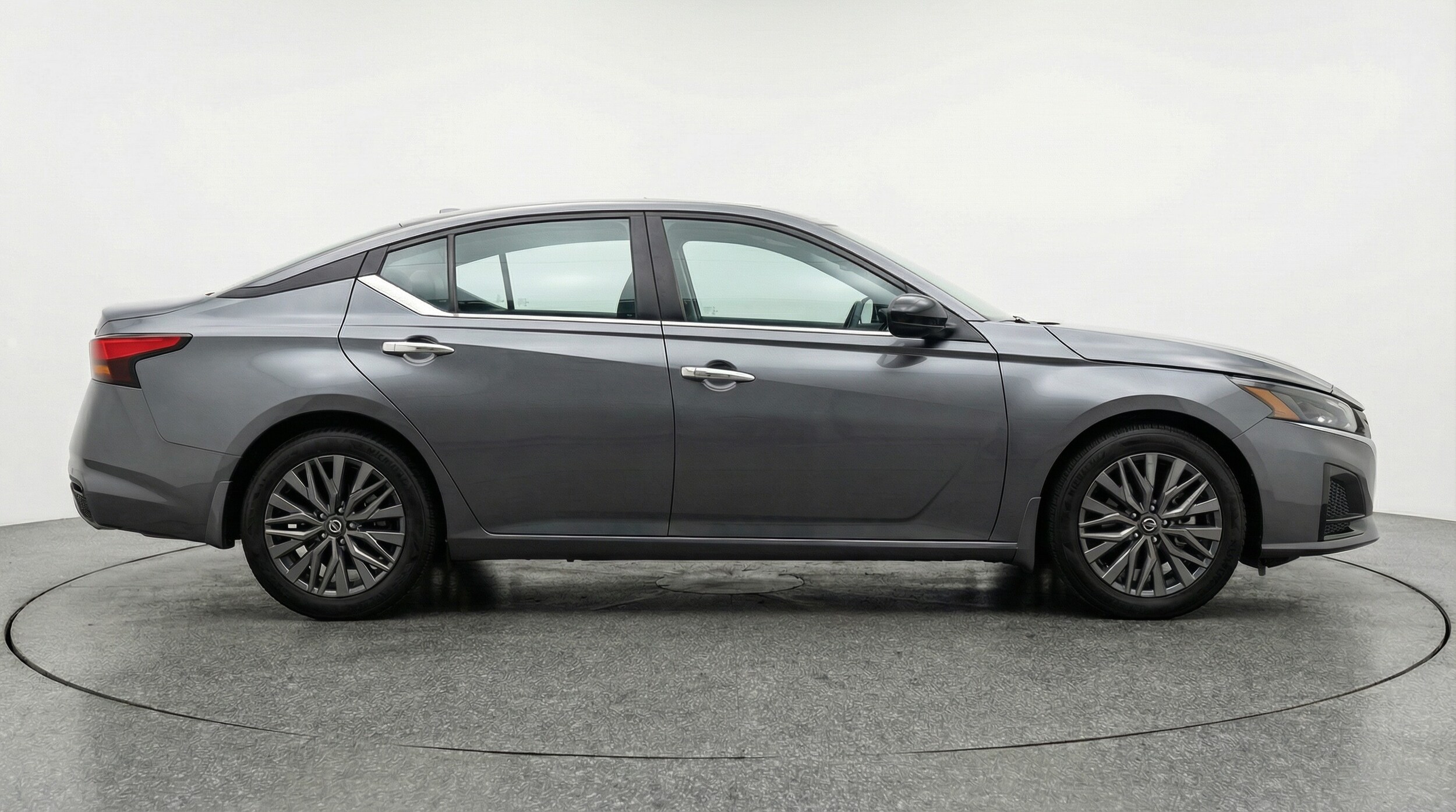 Thumbnail: 2025 Nissan Altima - 8