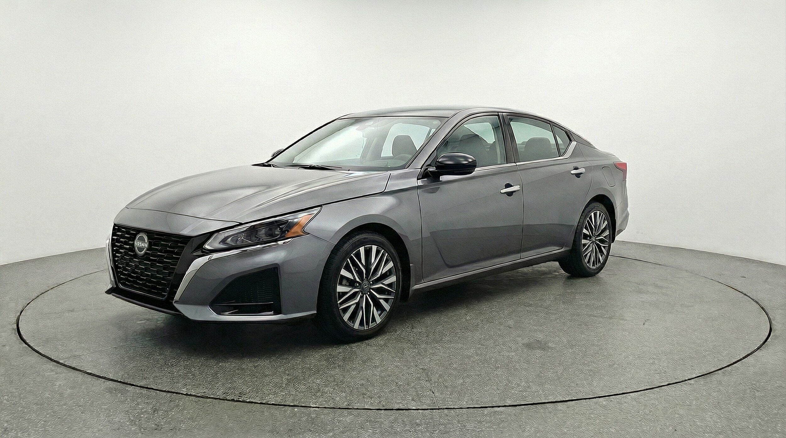 Thumbnail: 2025 Nissan Altima - 3