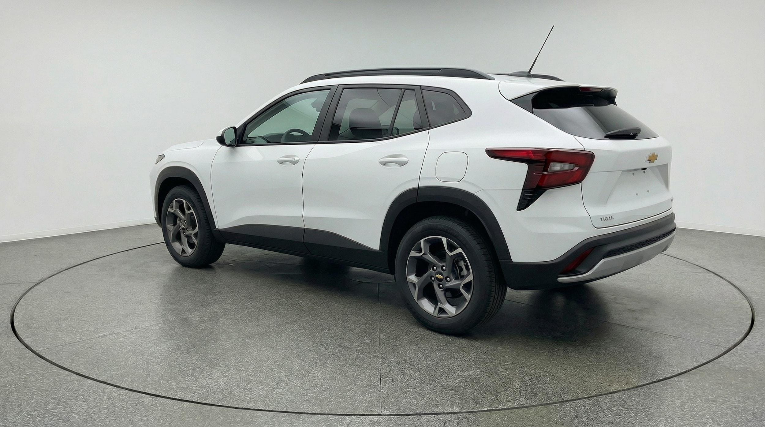 Thumbnail: 2025 Chevrolet Trax - 5