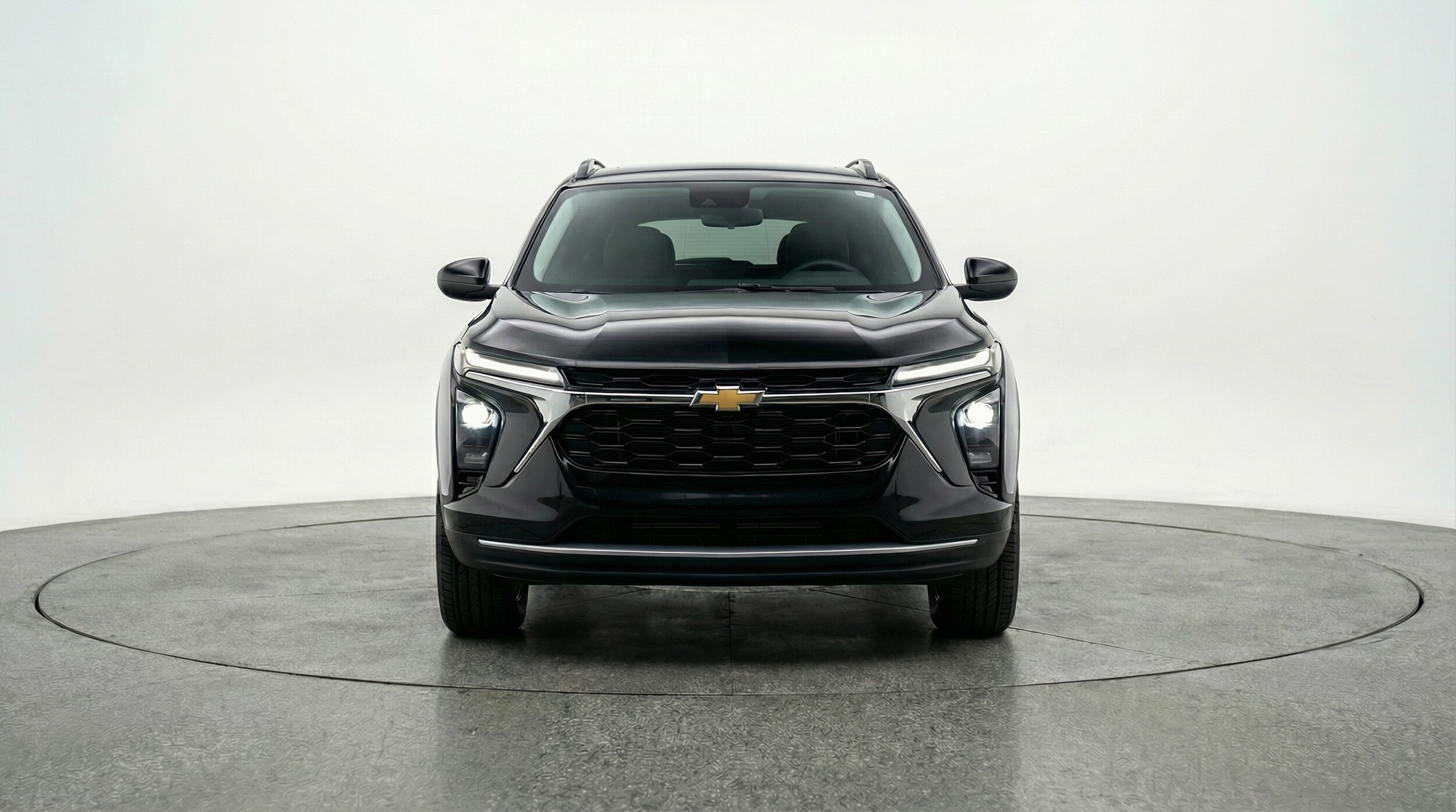 Thumbnail: 2025 Chevrolet Trax - 2