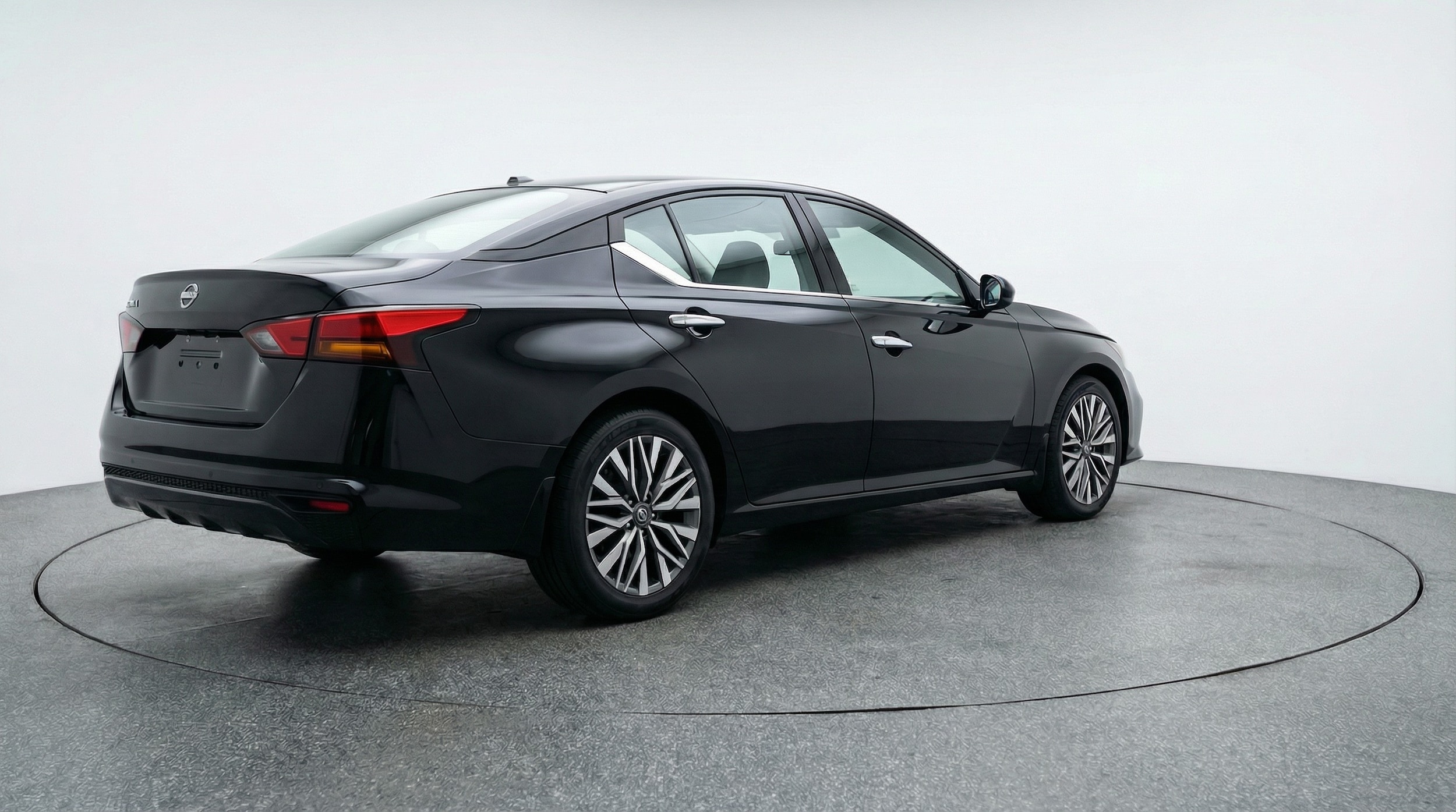 Thumbnail: 2025 Nissan Altima - 7