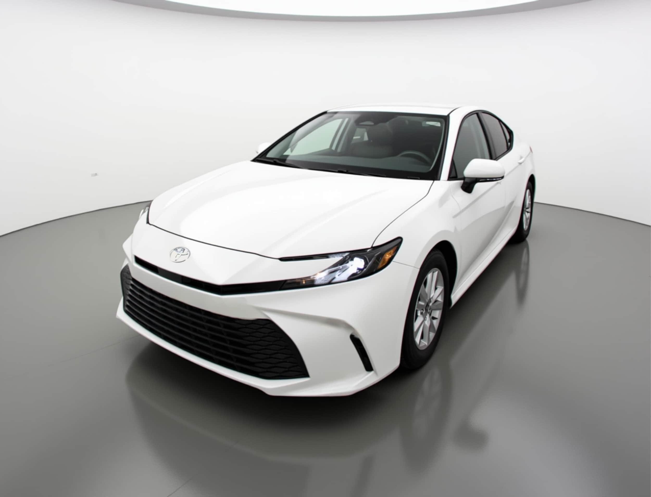 Thumbnail: 2025 Toyota Camry - 3