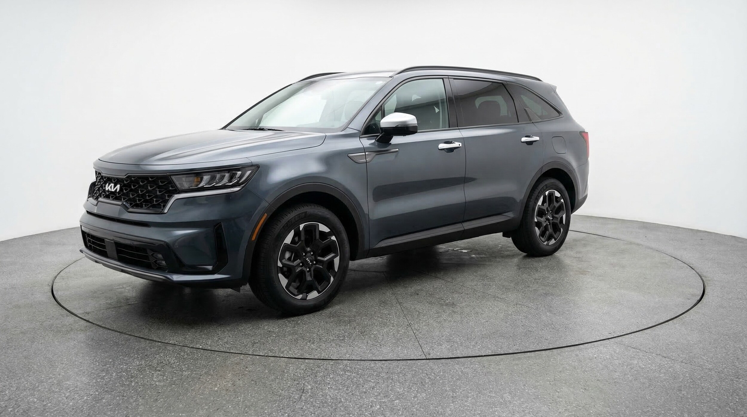 Thumbnail: 2024 Kia Sorento - 3