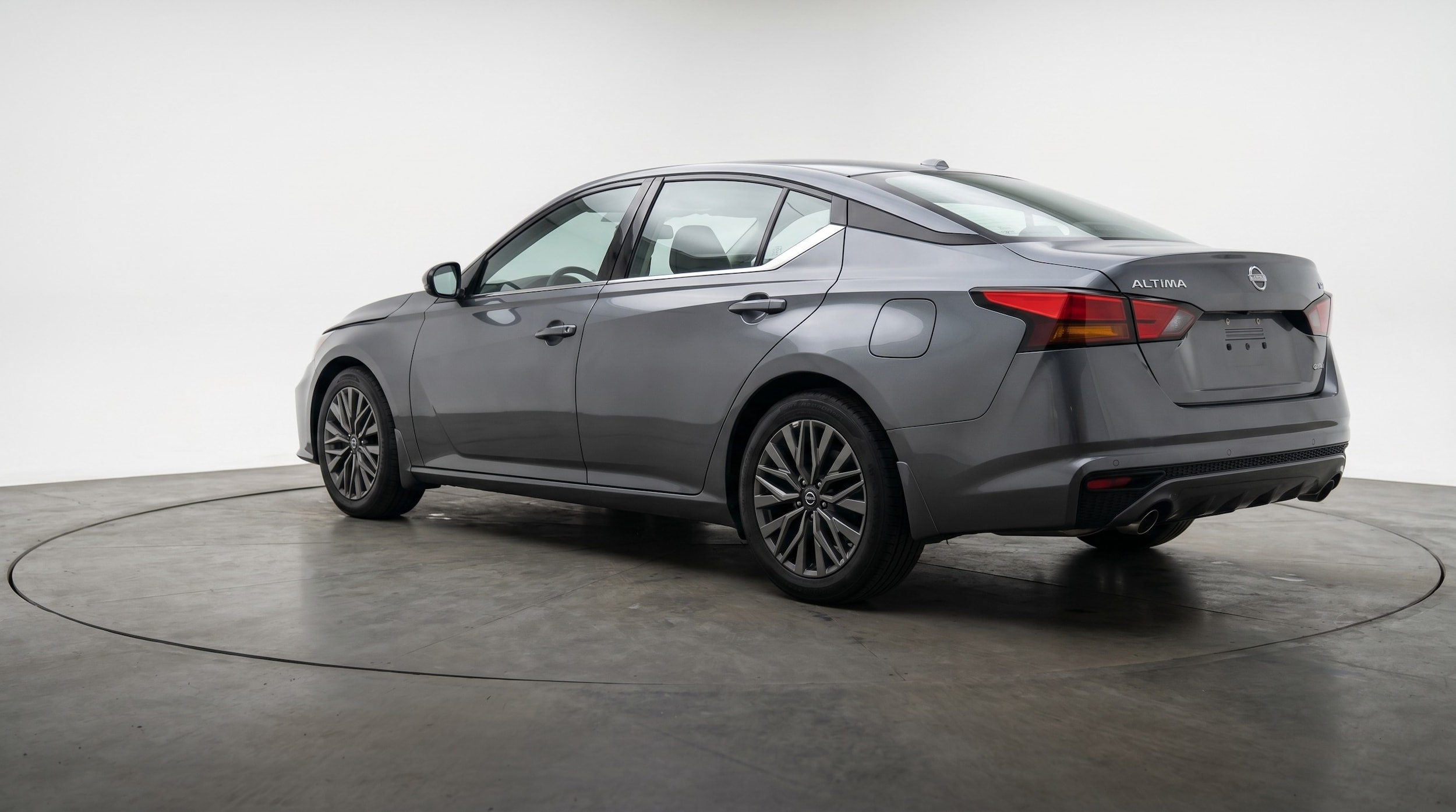 Thumbnail: 2025 Nissan Altima - 5