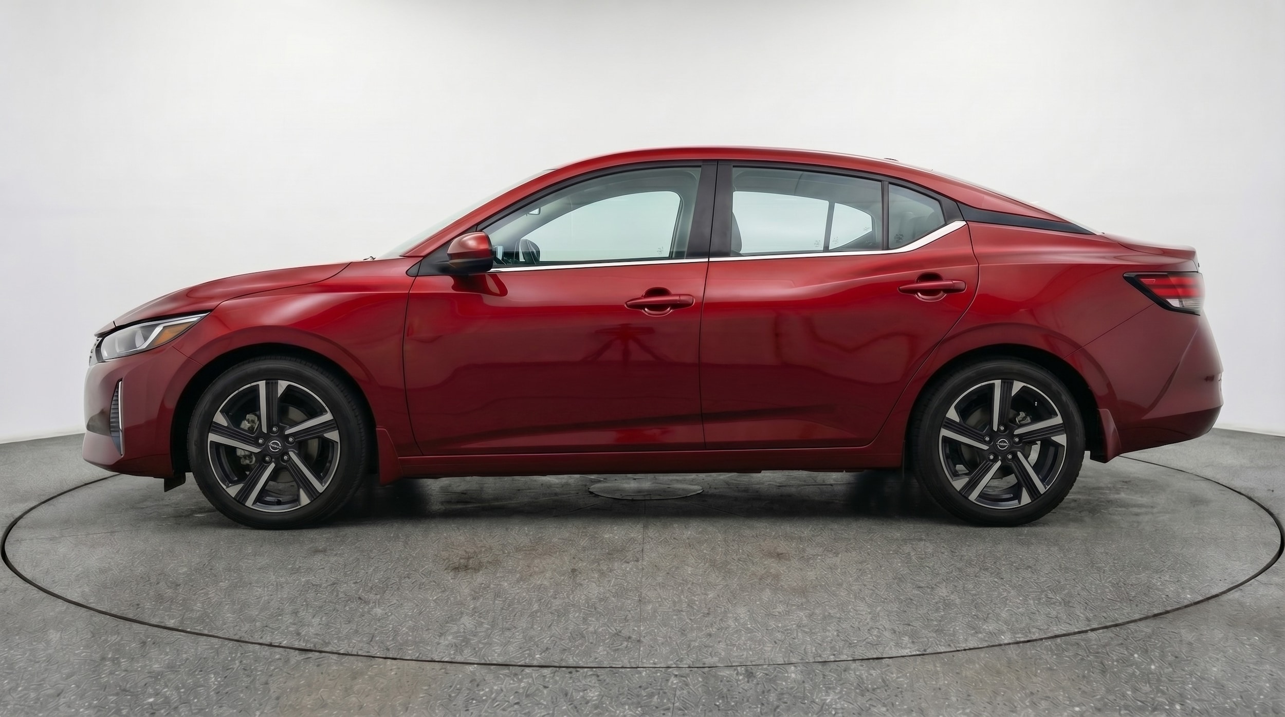 Thumbnail: 2025 Nissan Sentra - 4