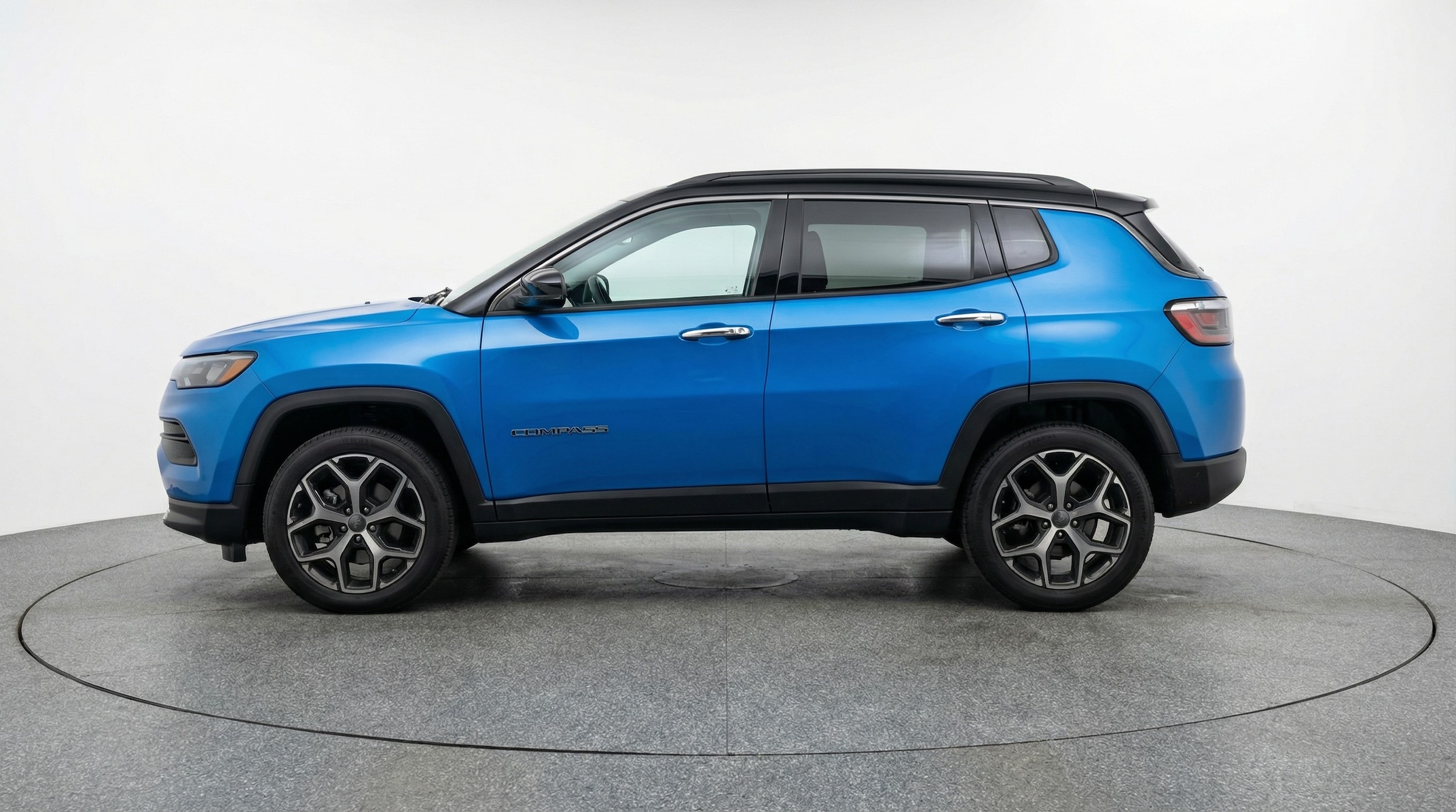 Thumbnail: 2025 Jeep Compass - 4