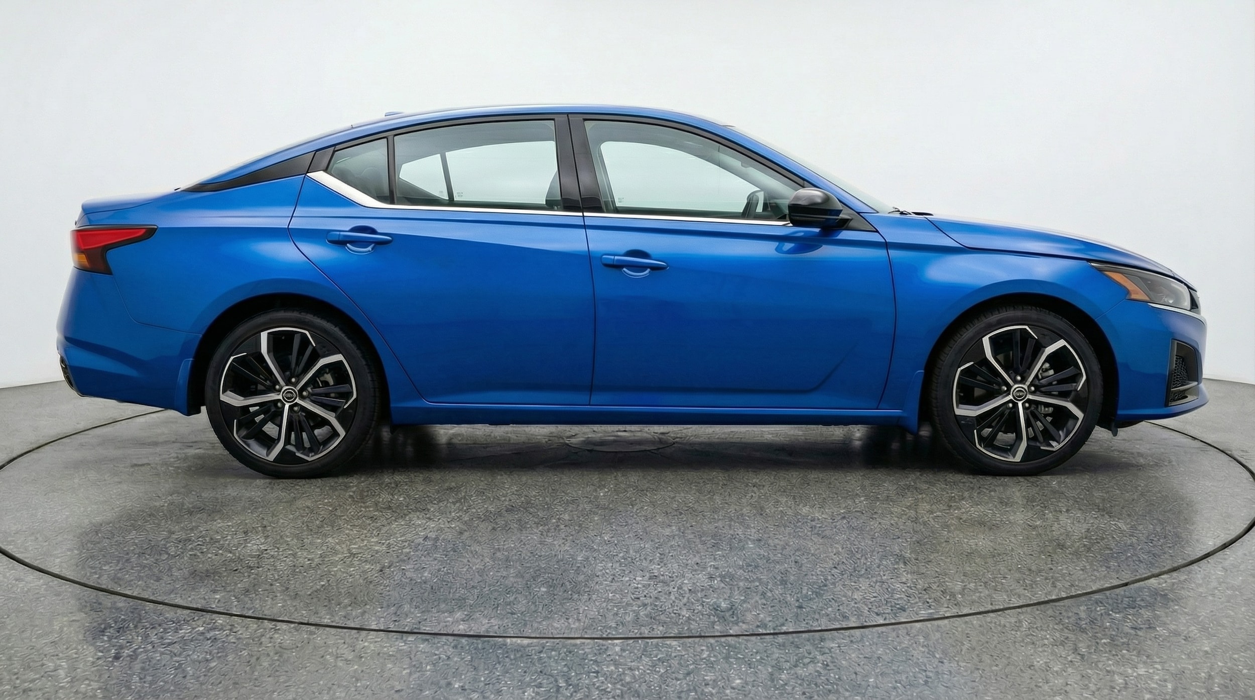 Thumbnail: 2025 Nissan Altima - 4