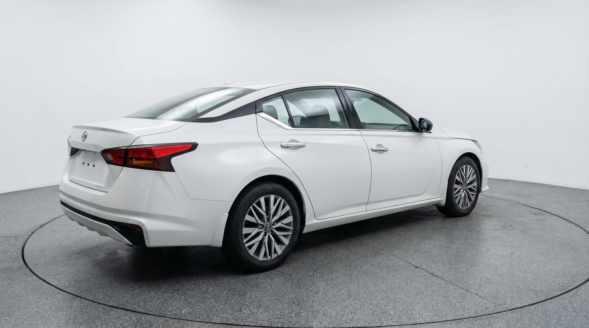 Thumbnail: 2025 Nissan Altima - 7