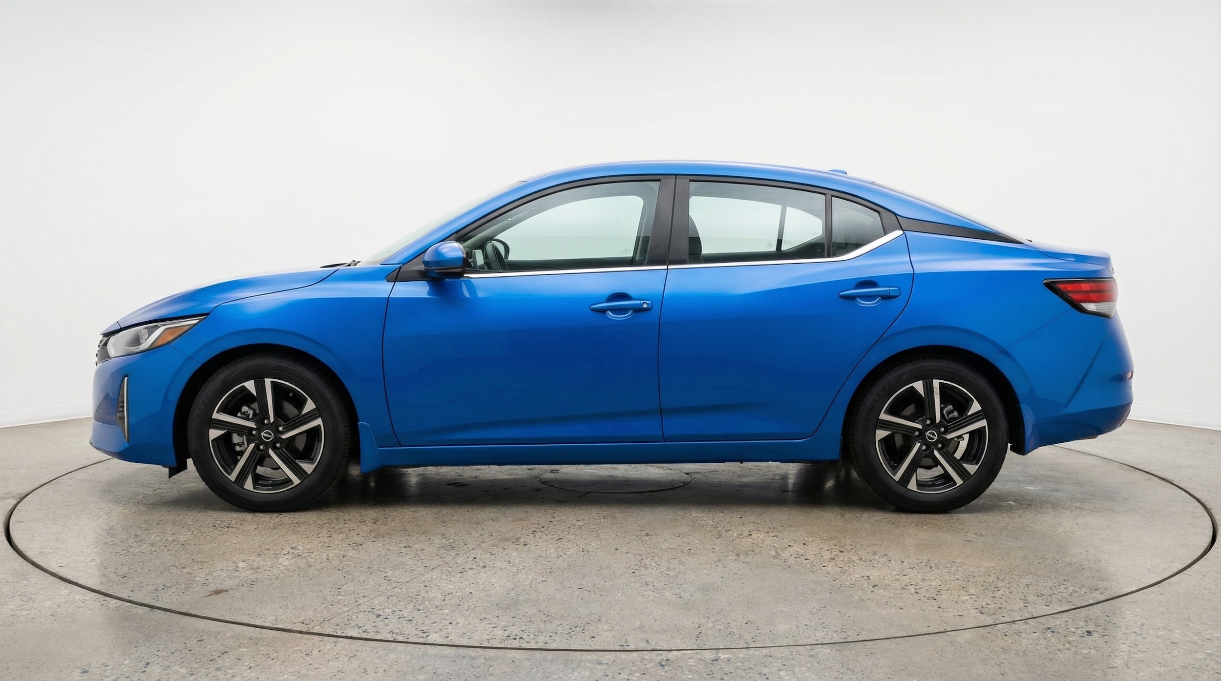 Thumbnail: 2025 Nissan Sentra - 4