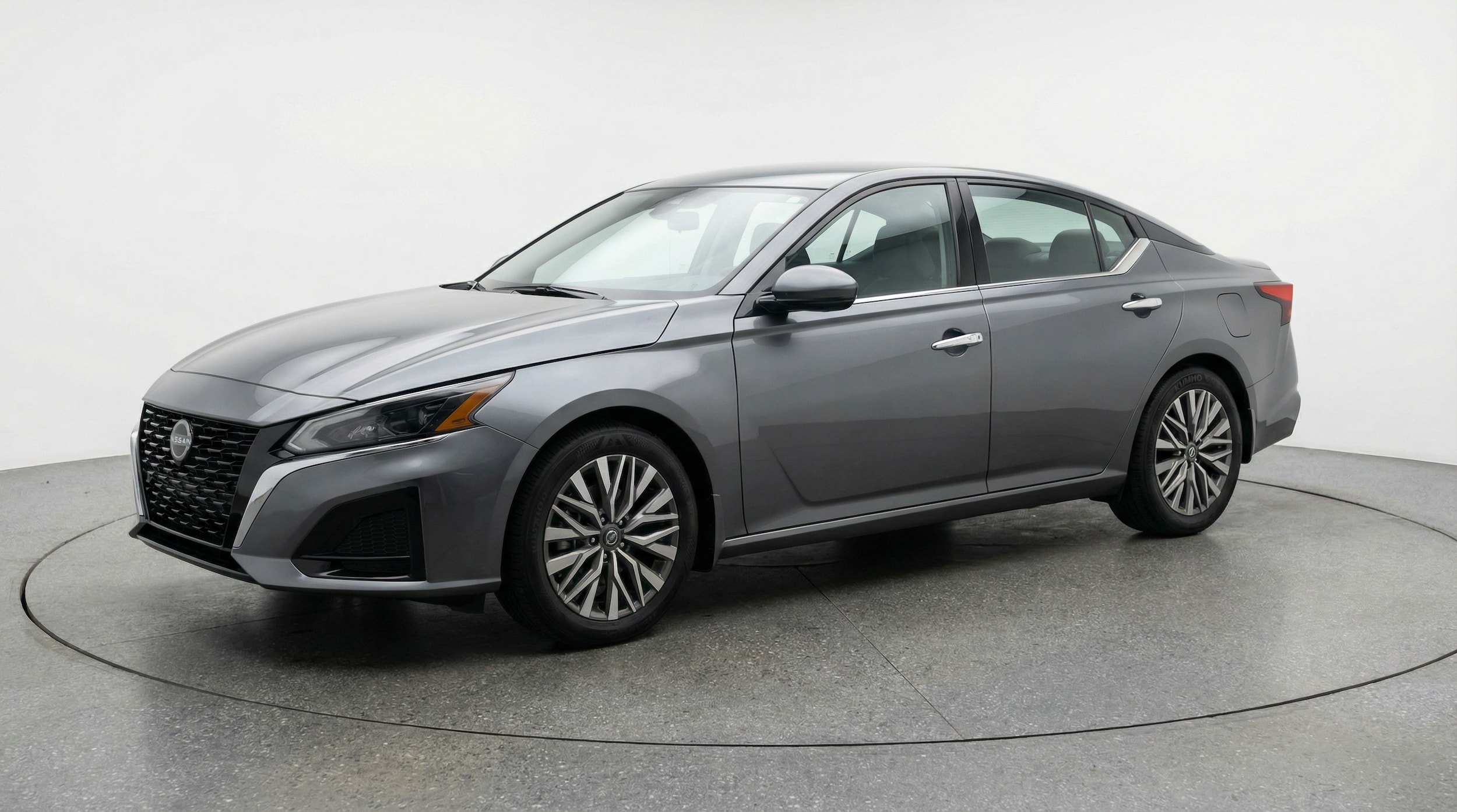 Thumbnail: 2025 Nissan Altima - 3