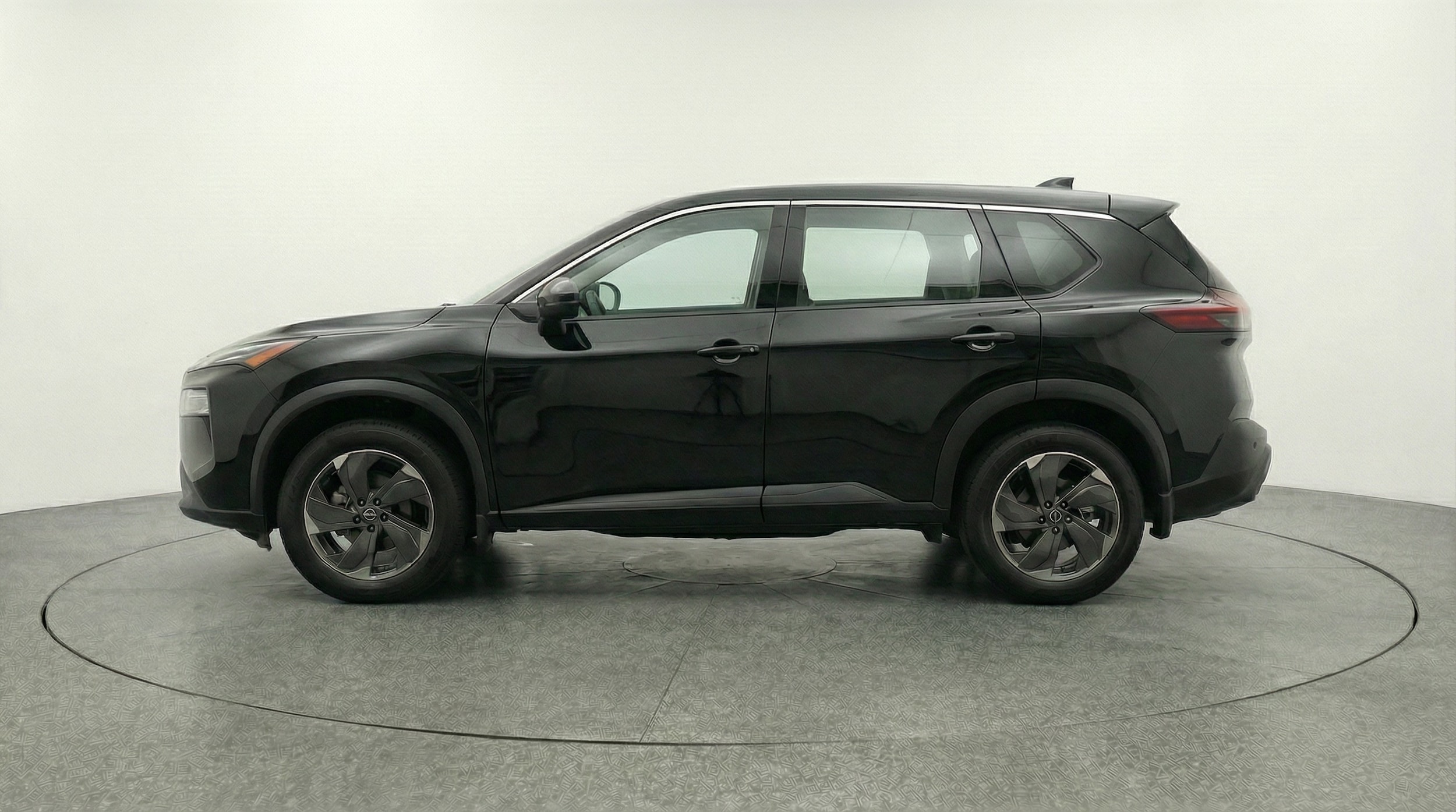 Thumbnail: 2025 Nissan Rogue - 4