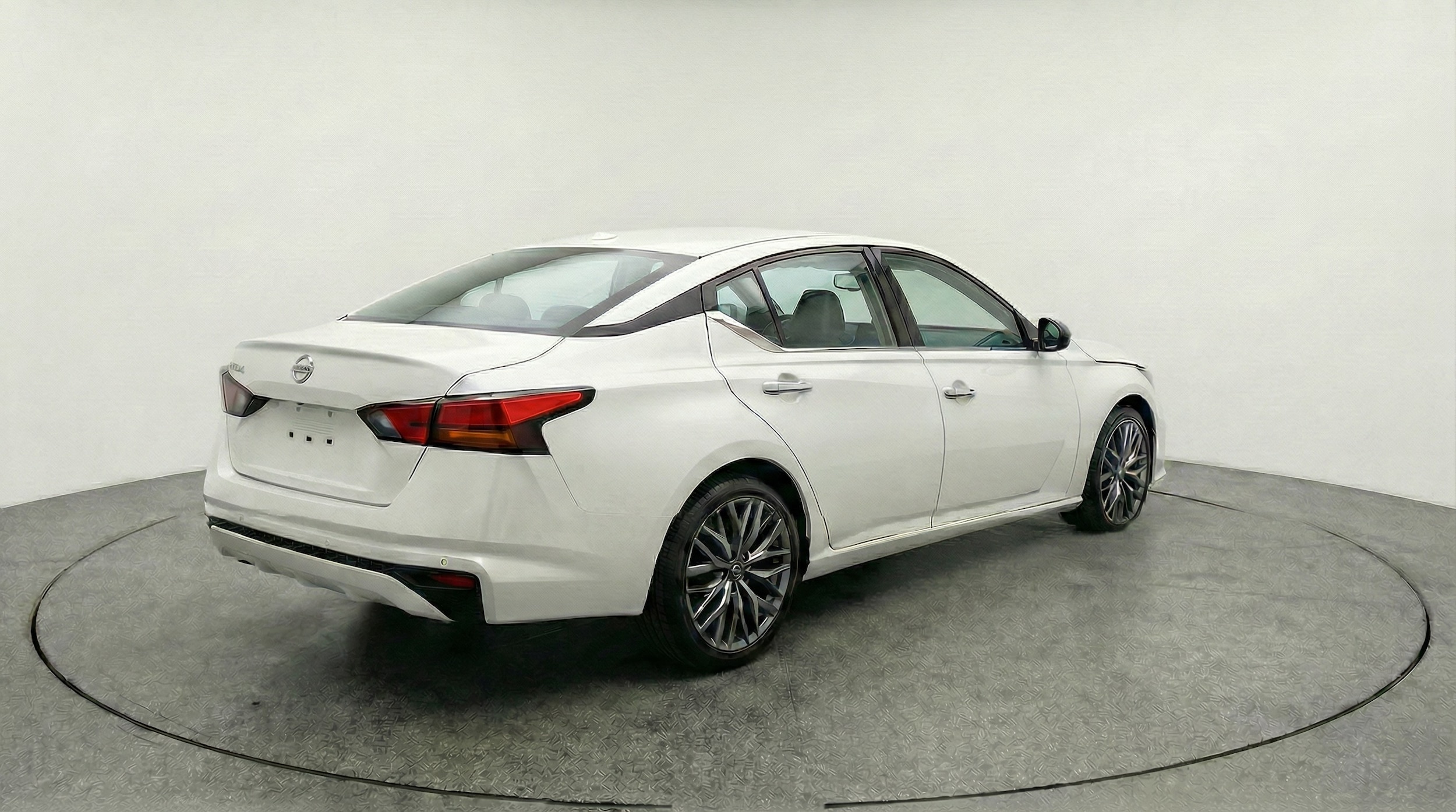 Thumbnail: 2025 Nissan Altima - 7