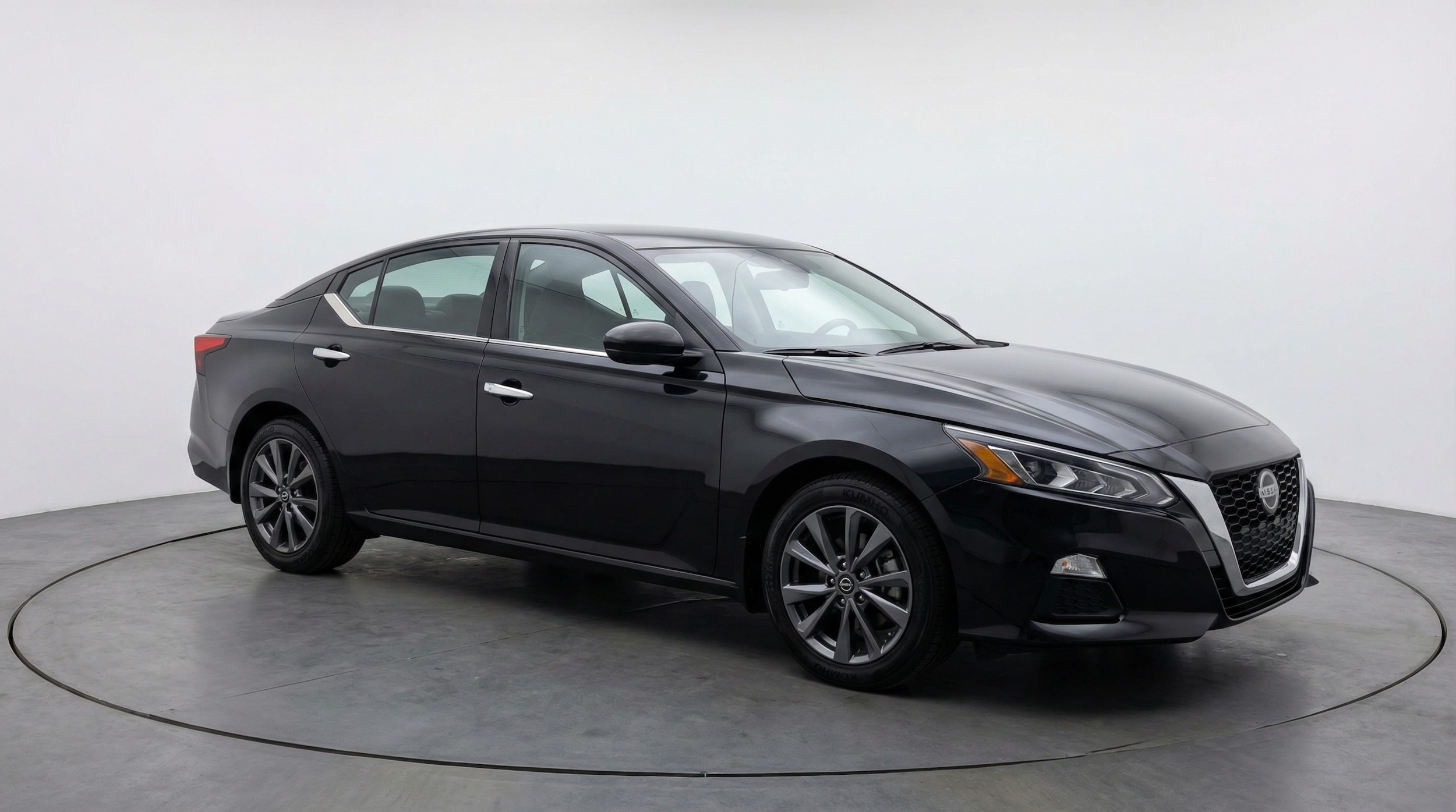 Thumbnail: 2025 Nissan Altima - 1