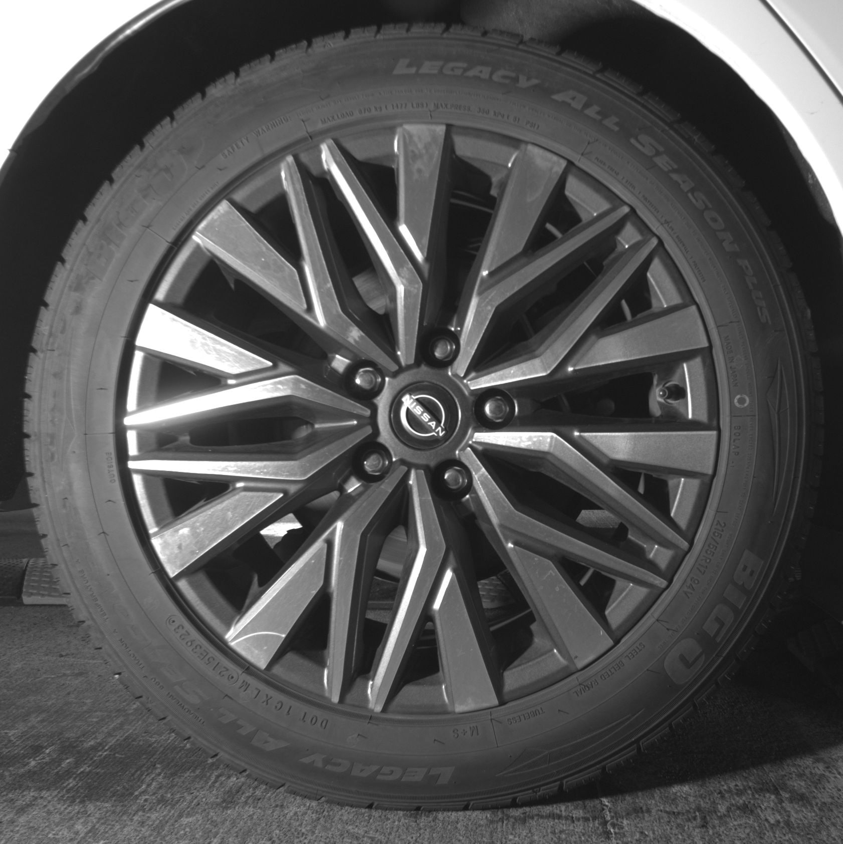 Thumbnail: 2025 Nissan Altima - 12