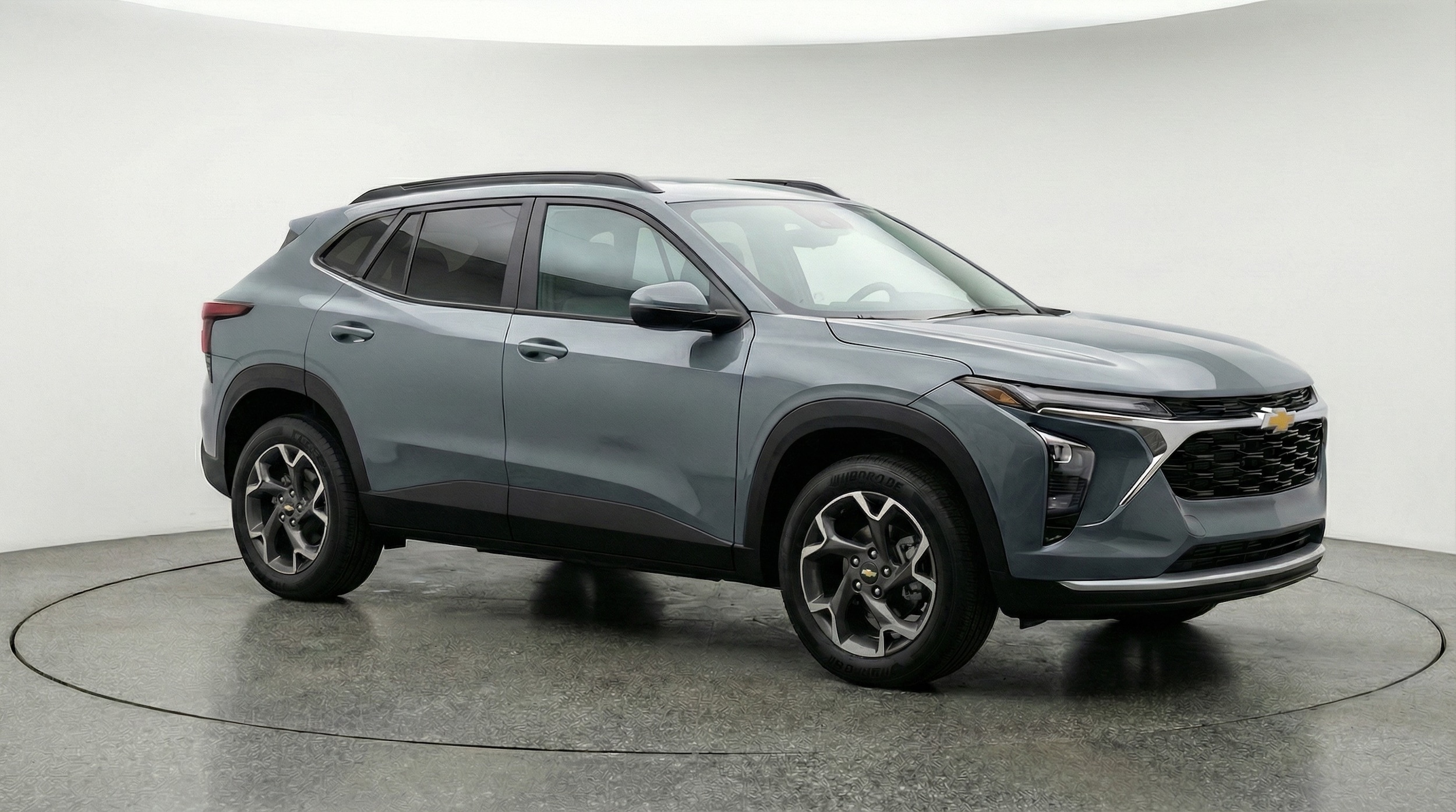 Thumbnail: 2025 Chevrolet Trax - 1