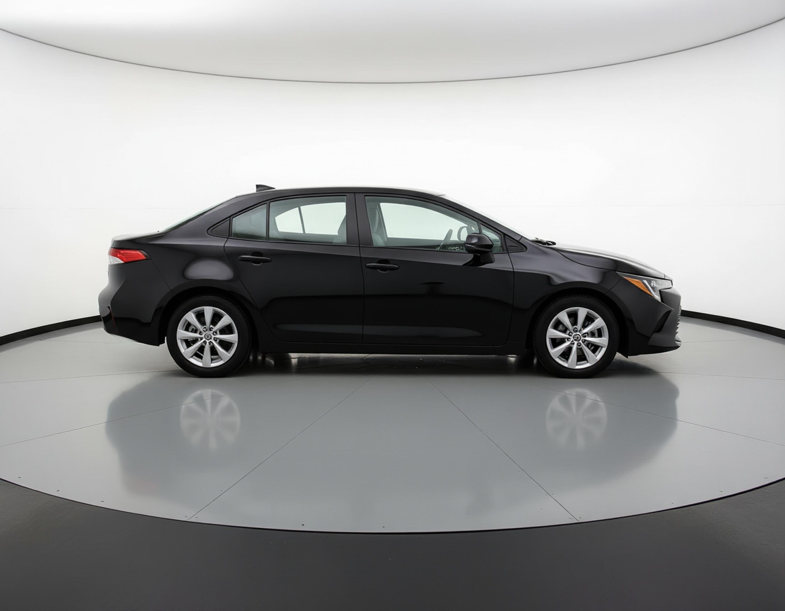 Thumbnail: 2025 Toyota Corolla - 8