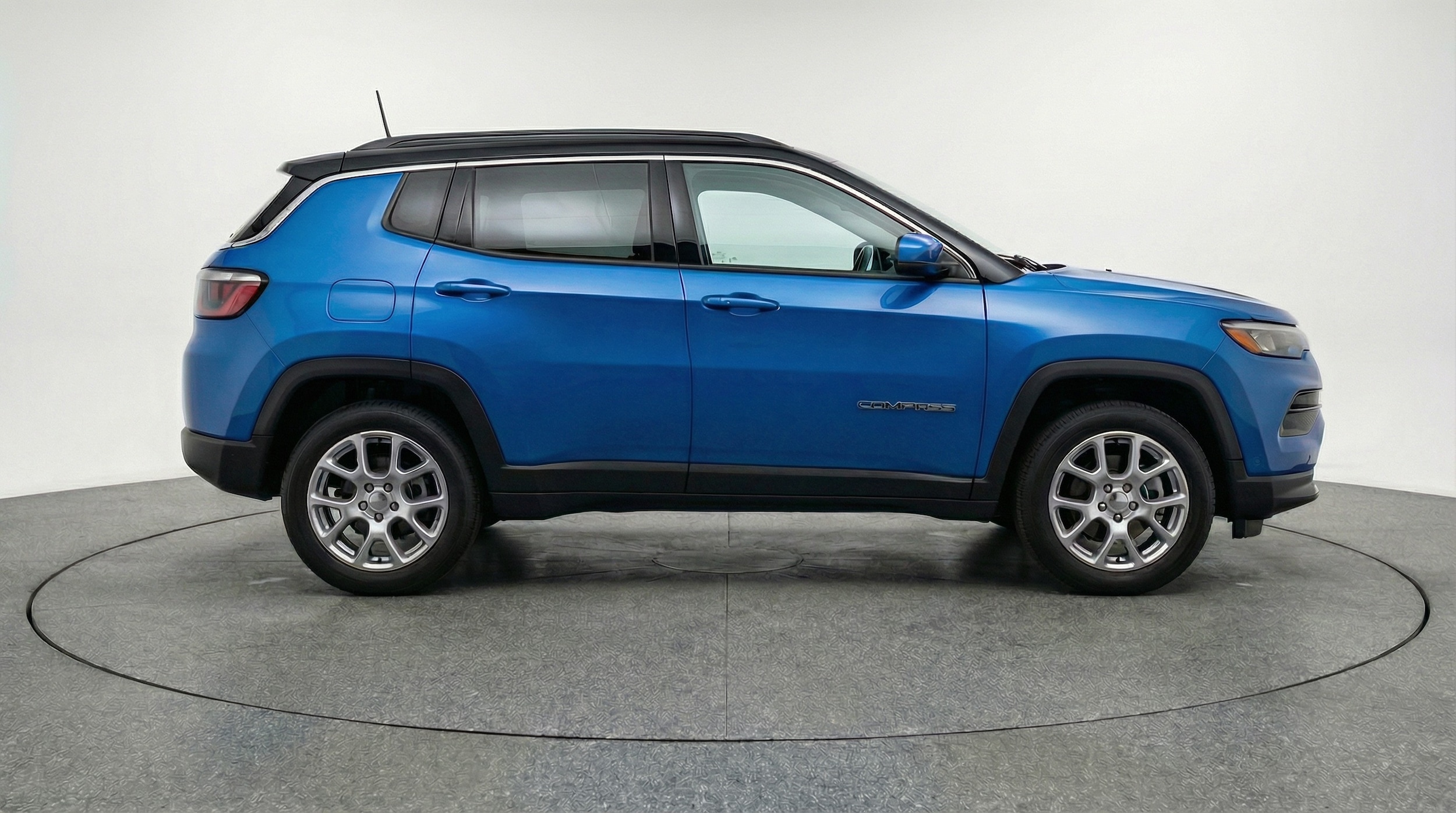 Thumbnail: 2025 Jeep Compass - 8