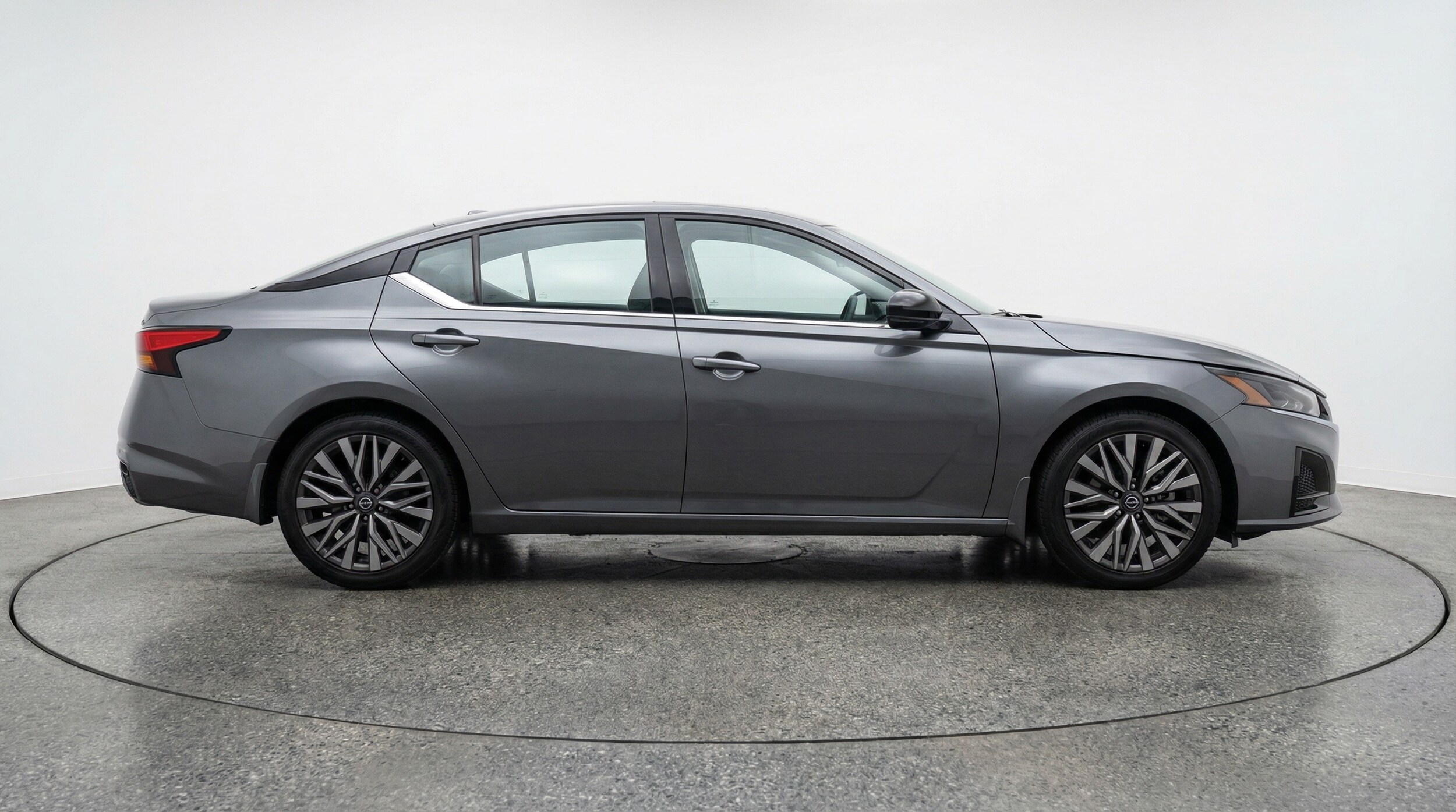 Thumbnail: 2025 Nissan Altima - 8