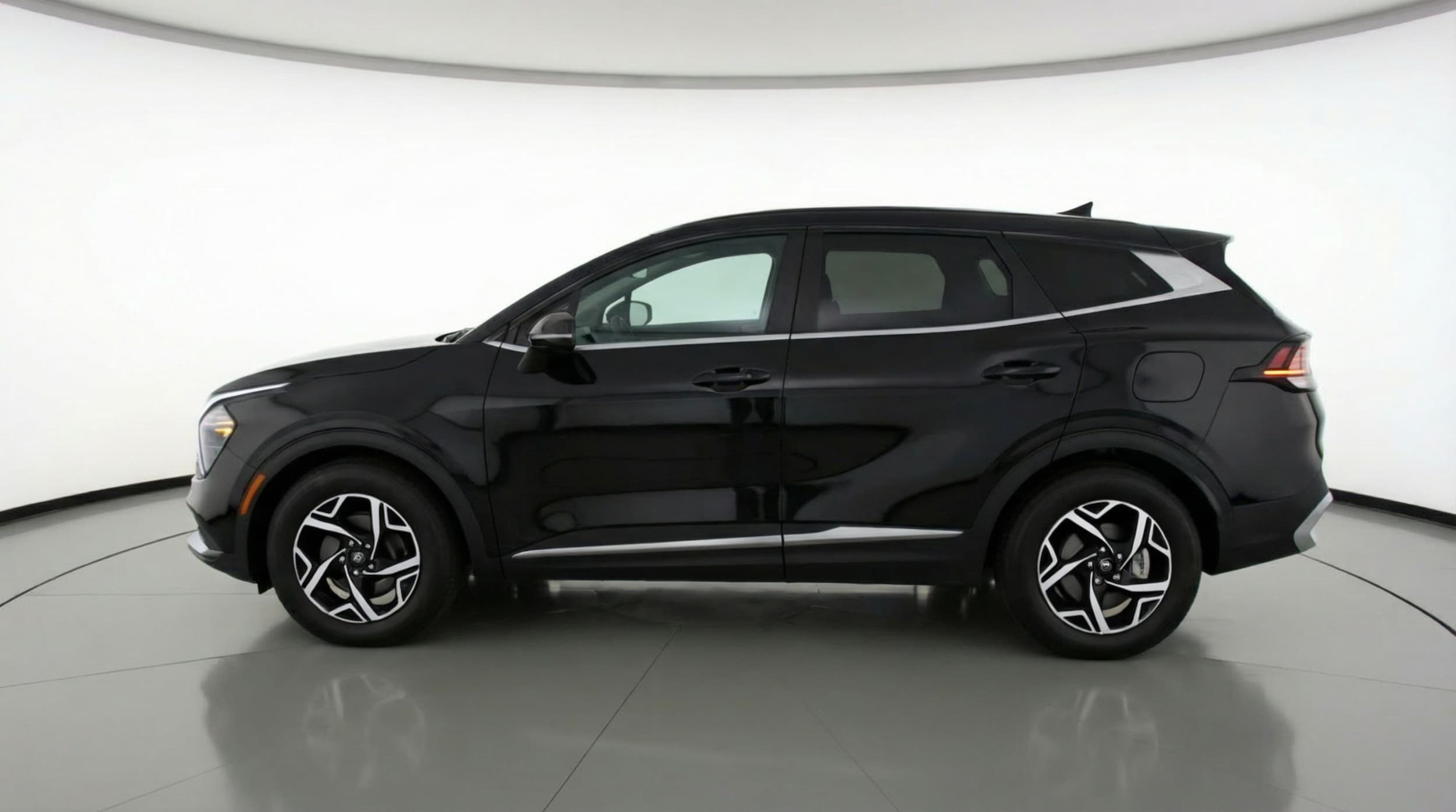 Thumbnail: 2025 Kia Sportage - 4