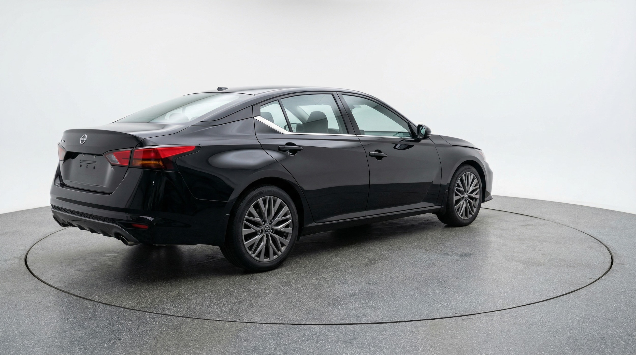 Thumbnail: 2025 Nissan Altima - 7