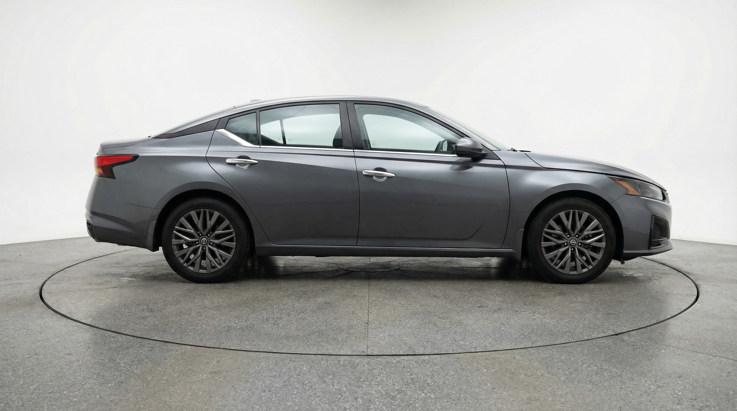 Thumbnail: 2025 Nissan Altima - 8