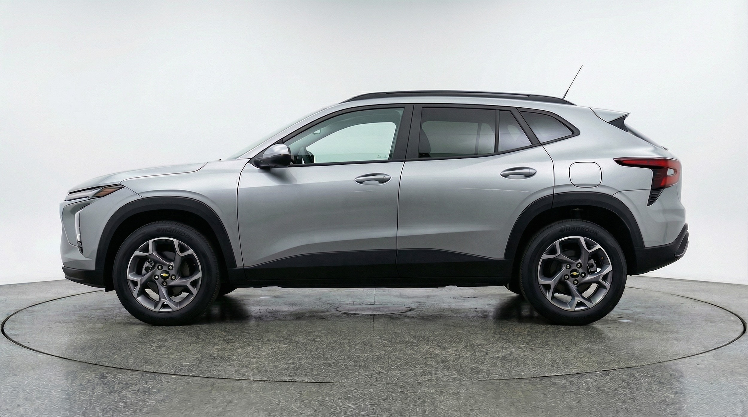 Thumbnail: 2025 Chevrolet Trax - 4