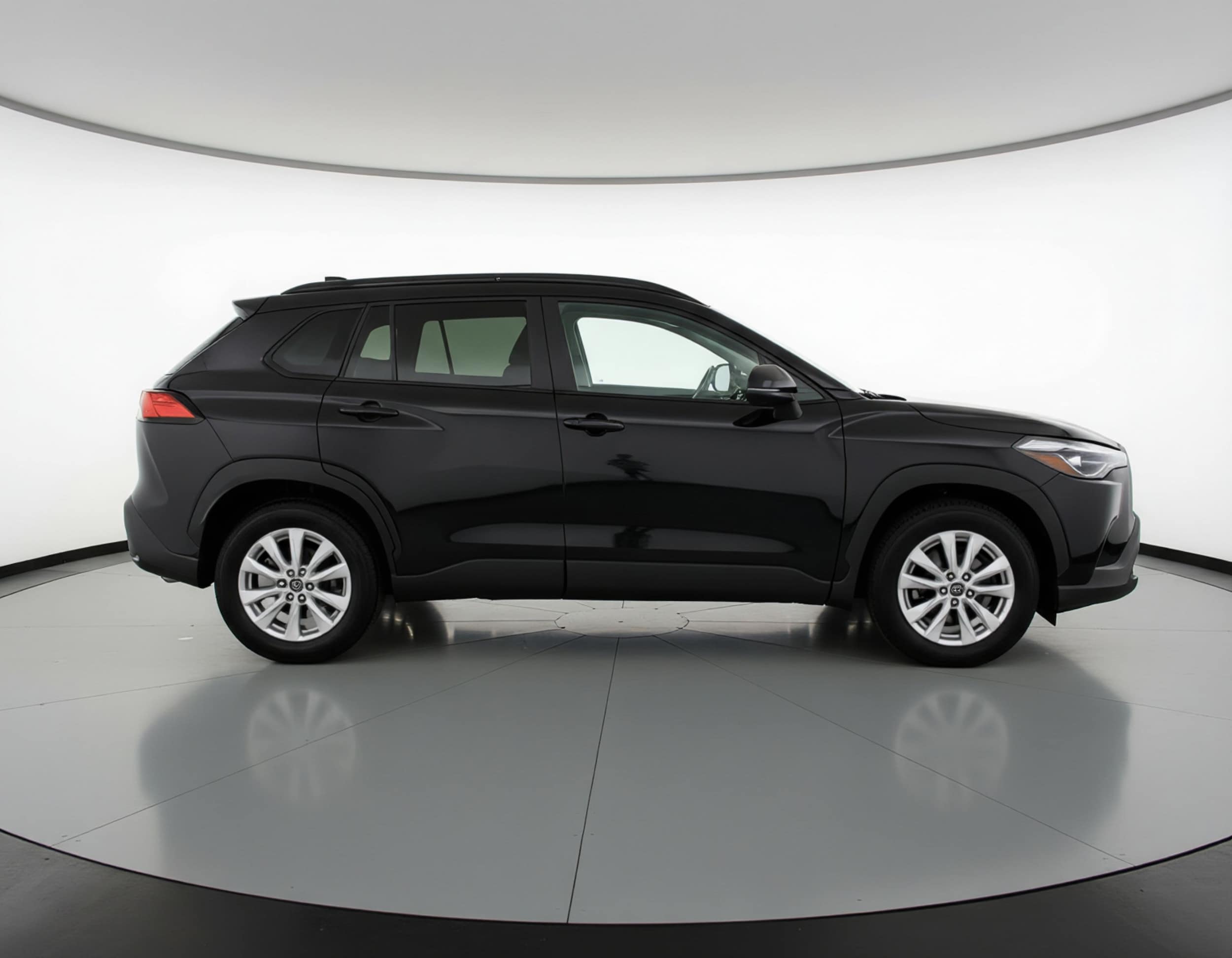 Thumbnail: 2025 Toyota Corolla Cross - 8