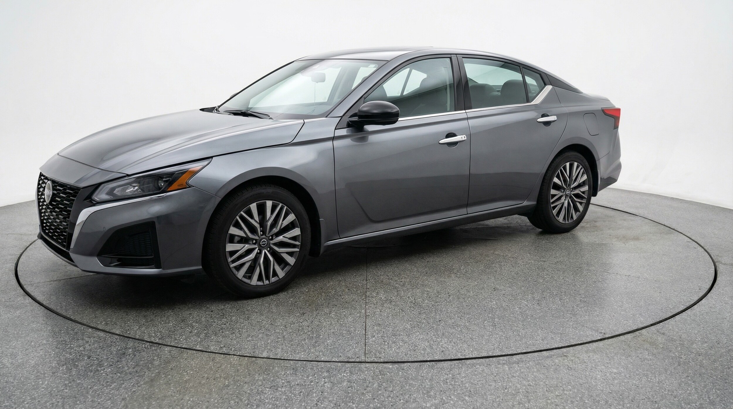 Thumbnail: 2025 Nissan Altima - 3