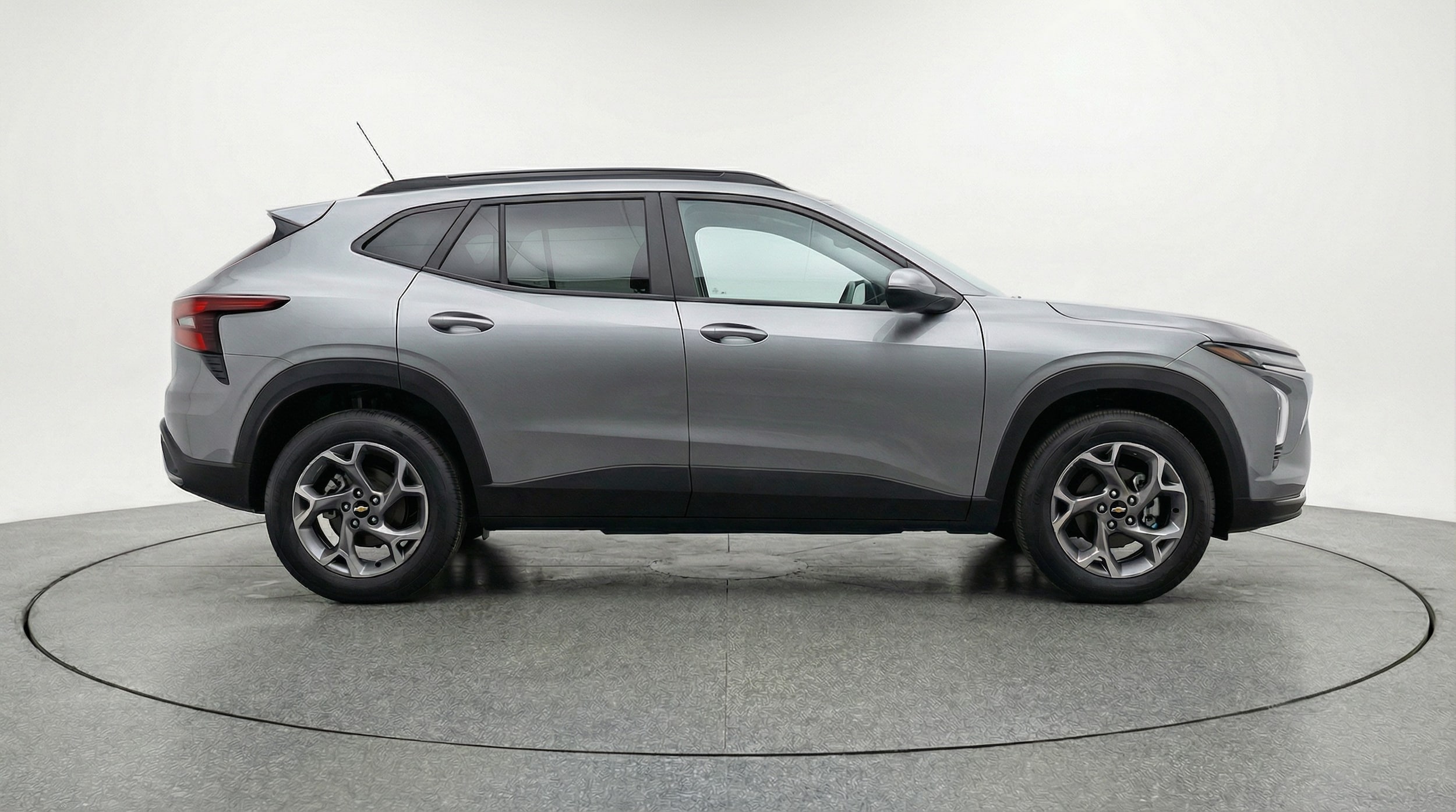 Thumbnail: 2025 Chevrolet Trax - 8