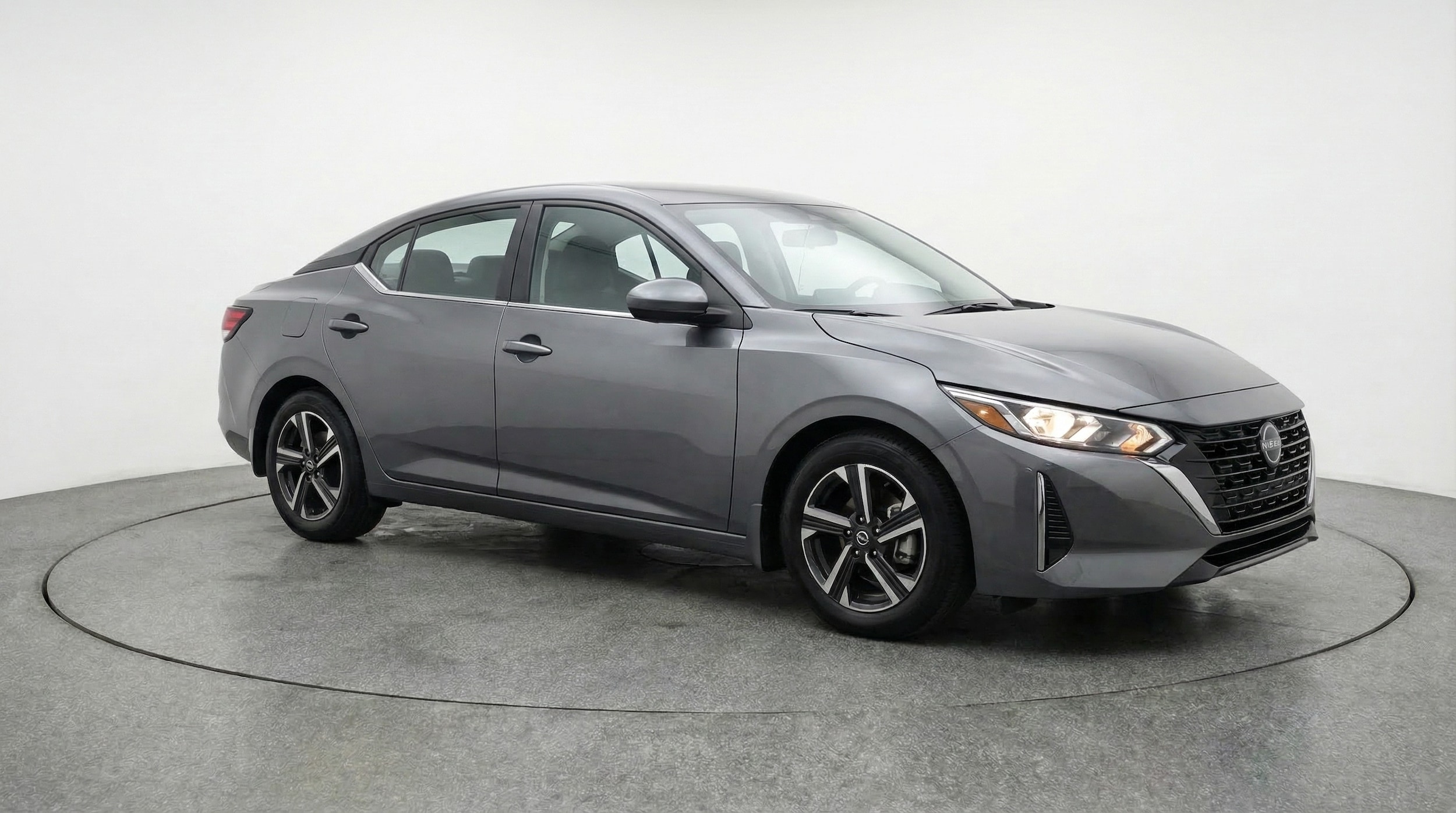Thumbnail: 2025 Nissan Sentra - 1